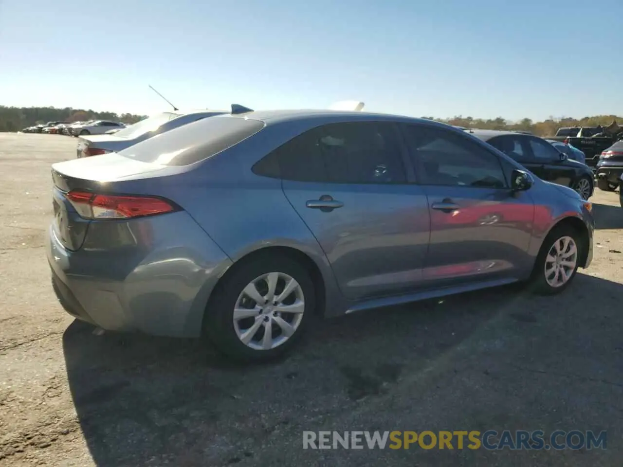 3 fotografías del automóvil dañado 5YFEPMAE7NP311375 TOYOTA COROLLA 2022