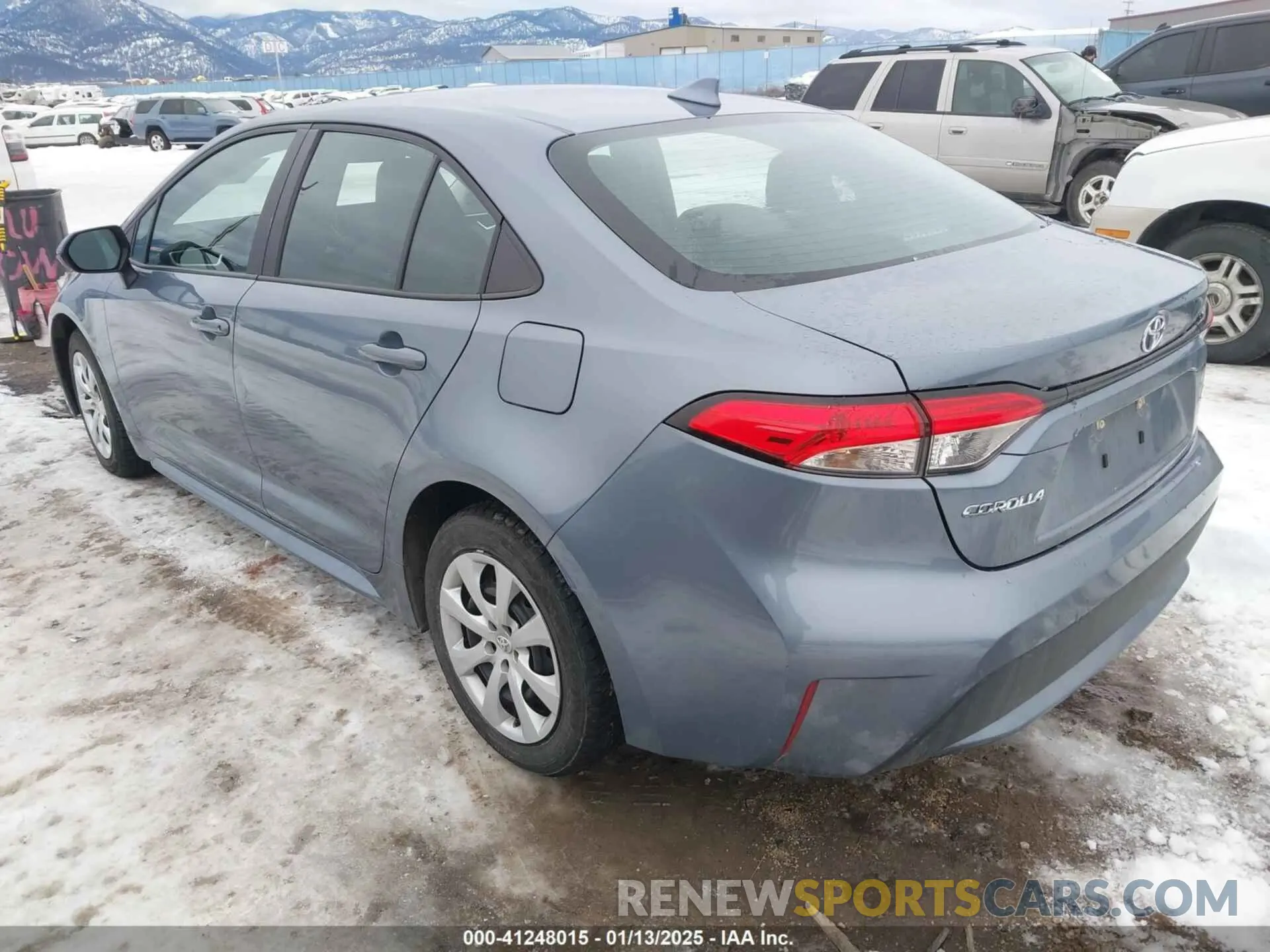 3 fotografías del automóvil dañado 5YFEPMAE7NP342920 TOYOTA COROLLA 2022