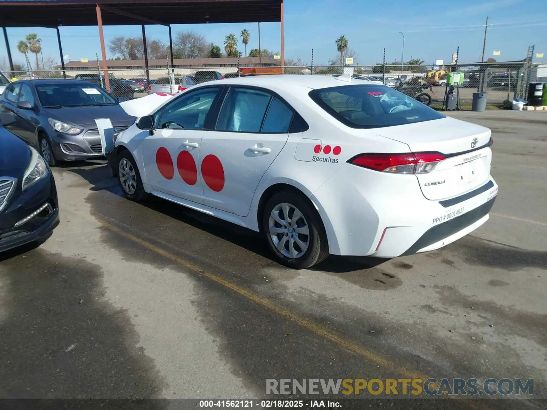 3 fotografías del automóvil dañado 5YFEPMAE7NP352511 TOYOTA COROLLA 2022