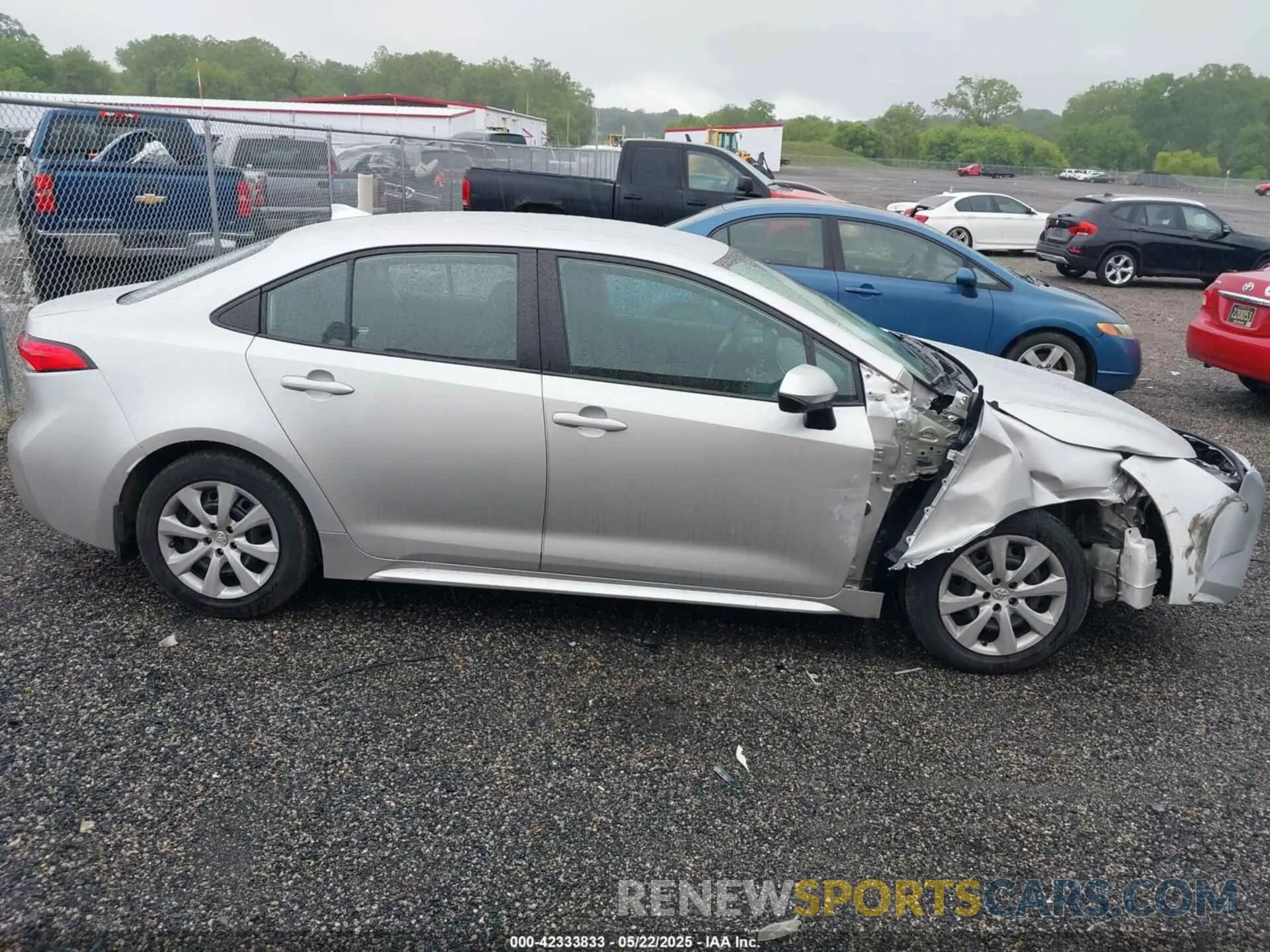 13 fotografías del automóvil dañado 5YFEPMAE7NP373259 TOYOTA COROLLA 2022
