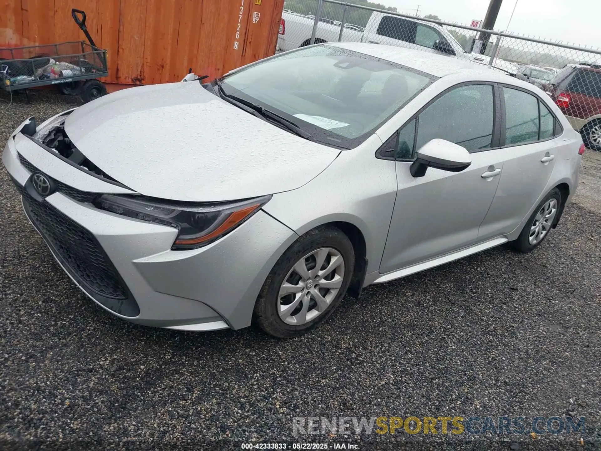 2 fotografías del automóvil dañado 5YFEPMAE7NP373259 TOYOTA COROLLA 2022