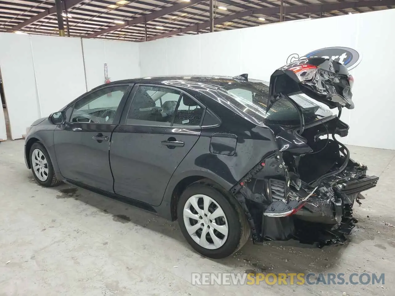 2 fotografías del automóvil dañado 5YFEPMAE7NP376890 TOYOTA COROLLA 2022