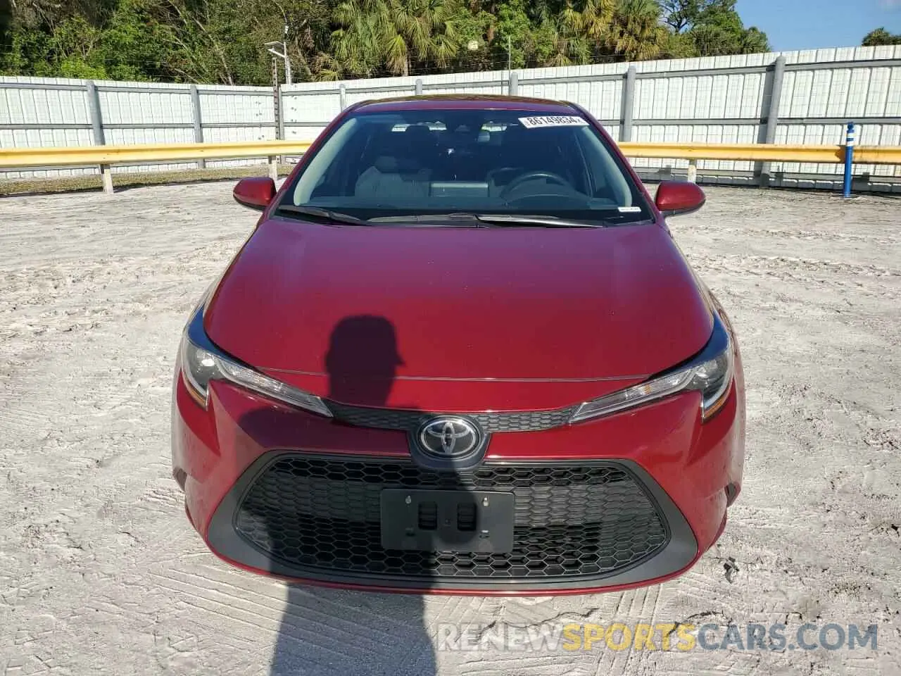 5 fotografías del automóvil dañado 5YFEPMAE7NP379983 TOYOTA COROLLA 2022