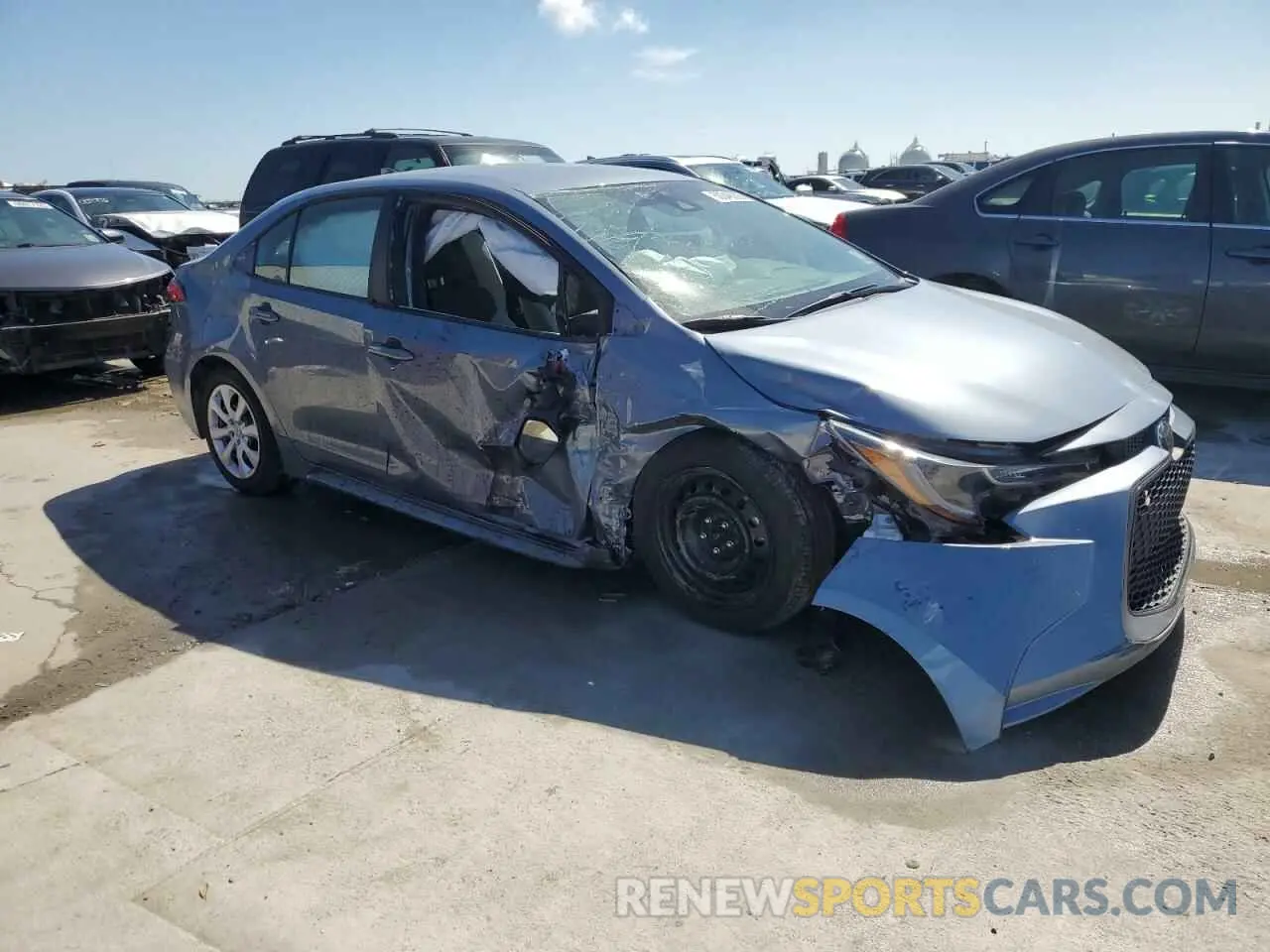 4 fotografías del automóvil dañado 5YFEPMAE7NP383953 TOYOTA COROLLA 2022