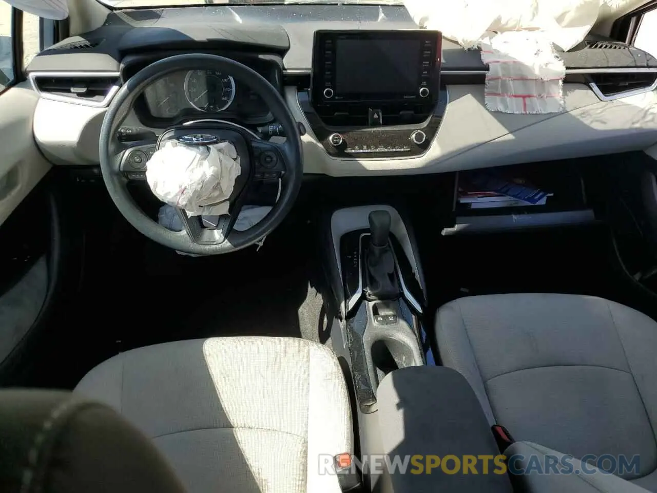 8 fotografías del automóvil dañado 5YFEPMAE7NP383953 TOYOTA COROLLA 2022