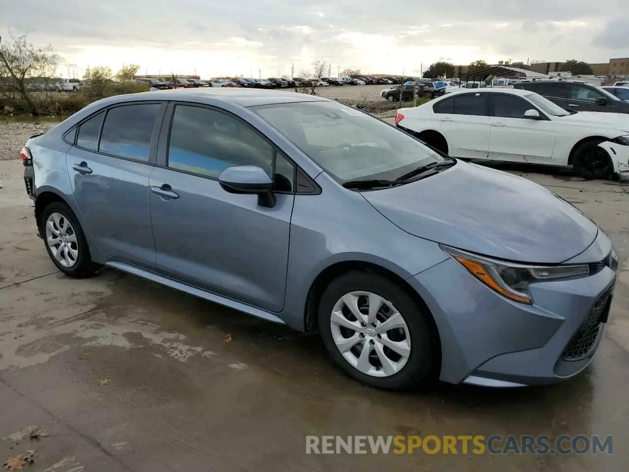 4 fotografías del automóvil dañado 5YFEPMAE7NP384780 TOYOTA COROLLA 2022