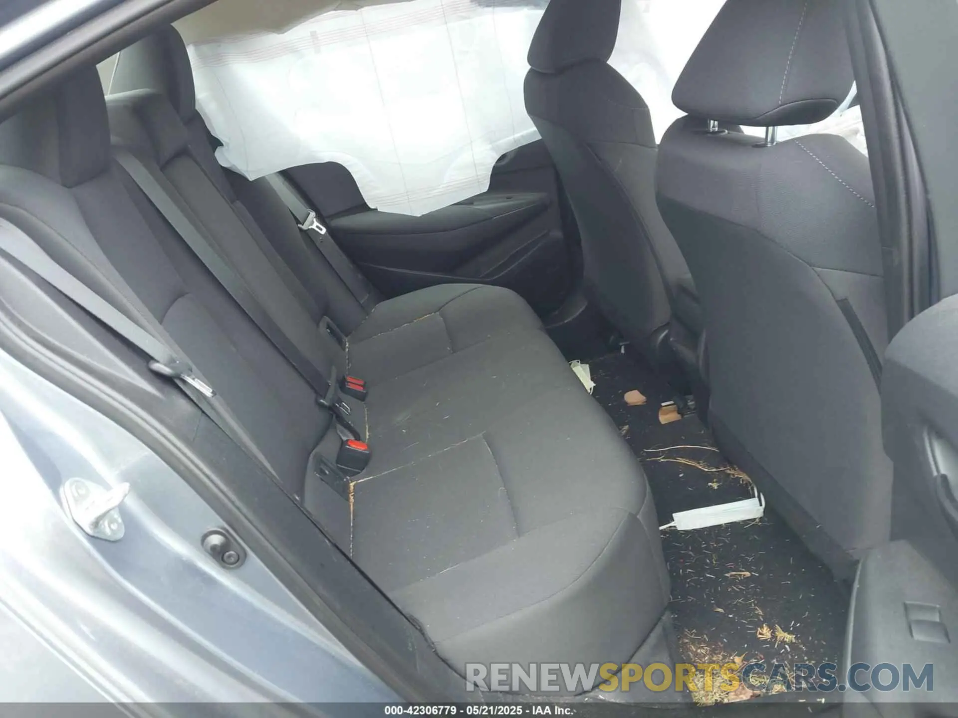 8 fotografías del automóvil dañado 5YFEPMAE7NP389915 TOYOTA COROLLA 2022