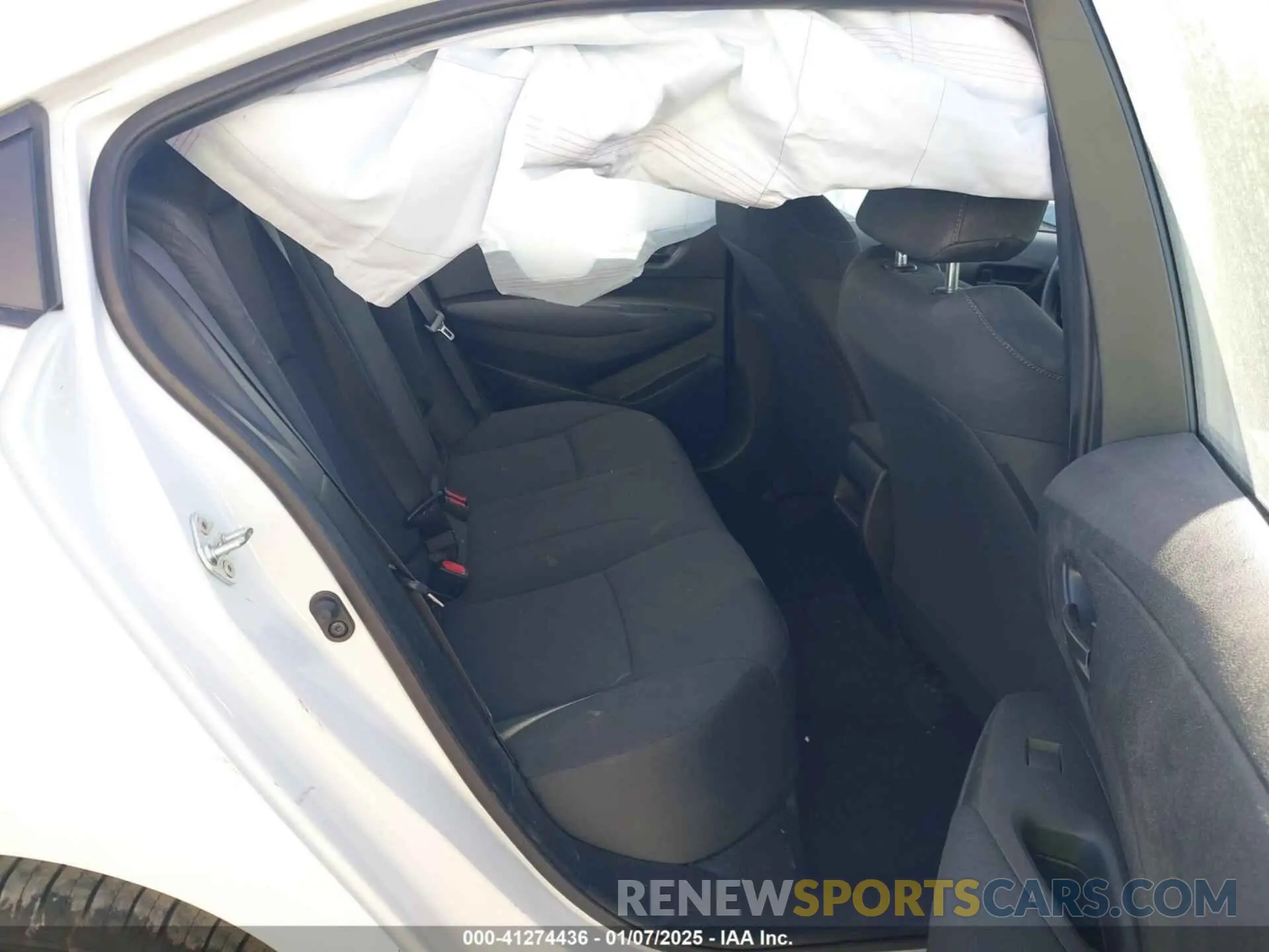 8 fotografías del automóvil dañado 5YFEPMAE7NP390269 TOYOTA COROLLA 2022