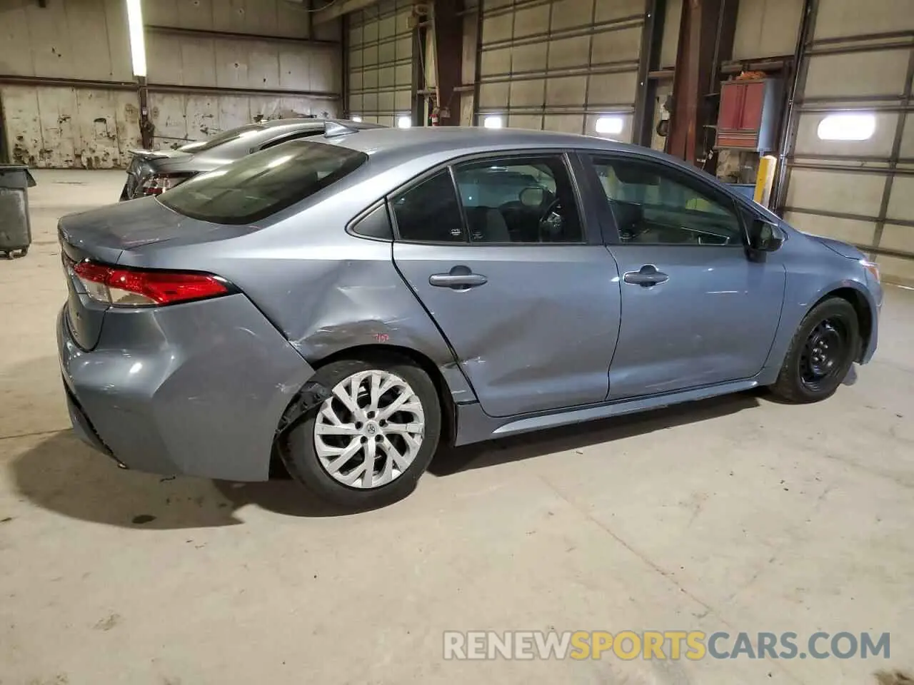 3 fotografías del automóvil dañado 5YFEPMAE7NP390501 TOYOTA COROLLA 2022
