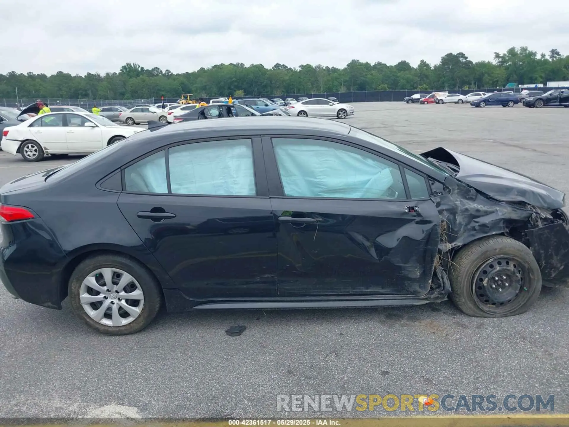 14 fotografías del automóvil dañado 5YFEPMAE7NP390966 TOYOTA COROLLA 2022
