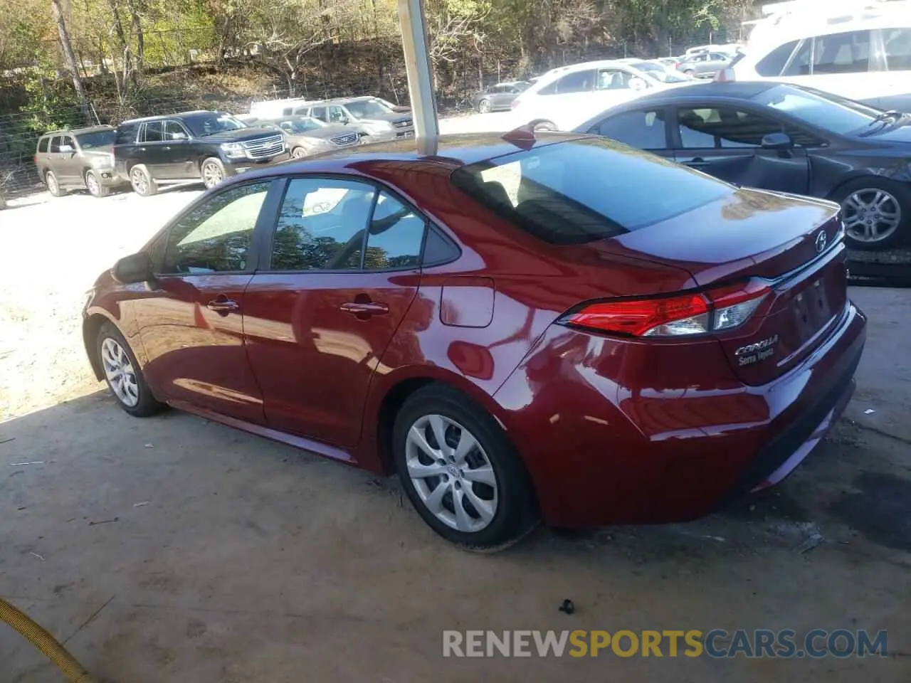 2 fotografías del automóvil dañado 5YFEPMAE8NP312390 TOYOTA COROLLA 2022