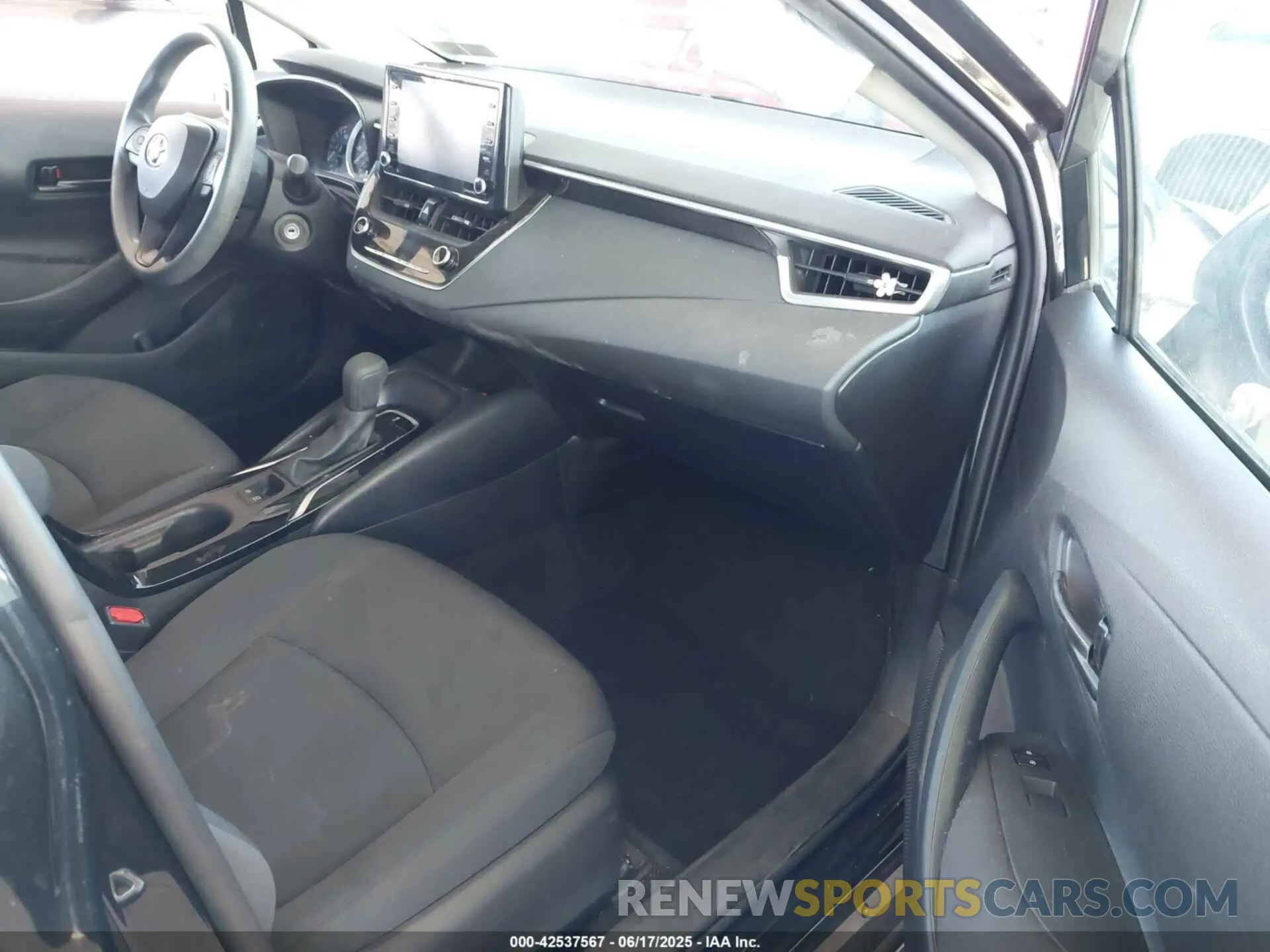 5 fotografías del automóvil dañado 5YFEPMAE8NP319145 TOYOTA COROLLA 2022