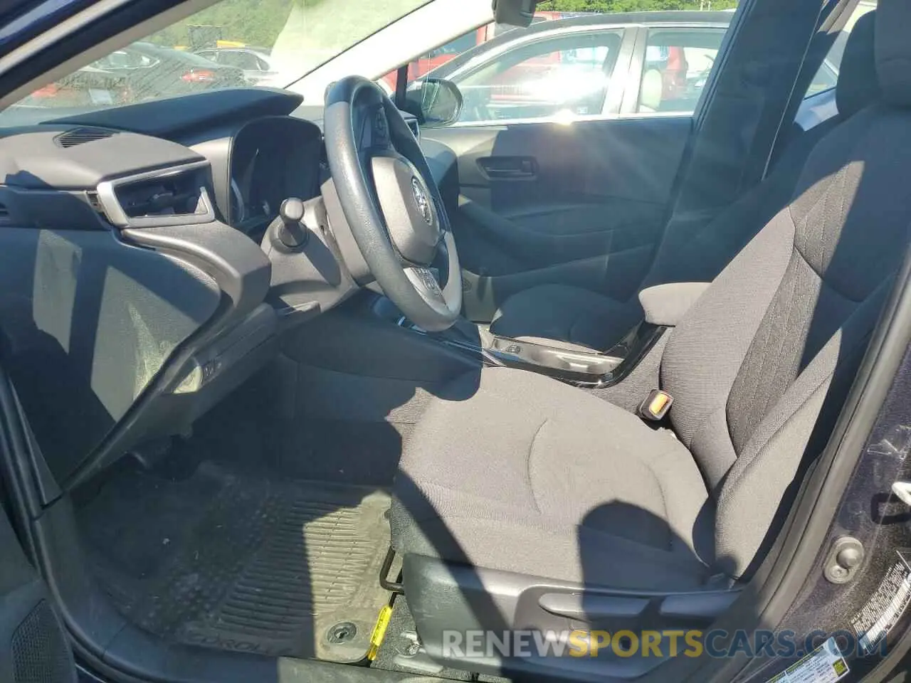 7 fotografías del automóvil dañado 5YFEPMAE8NP320893 TOYOTA COROLLA 2022
