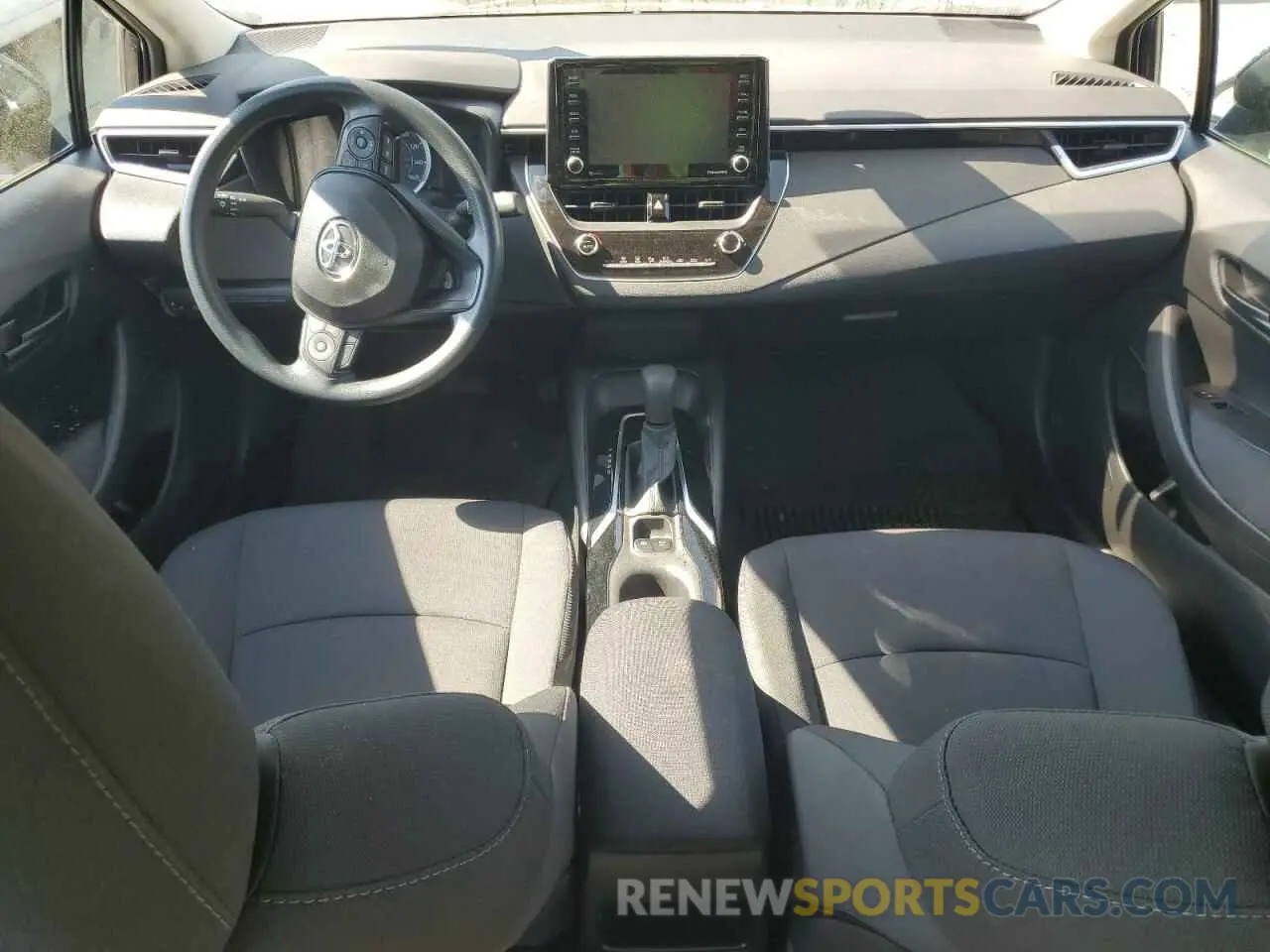 8 fotografías del automóvil dañado 5YFEPMAE8NP320893 TOYOTA COROLLA 2022