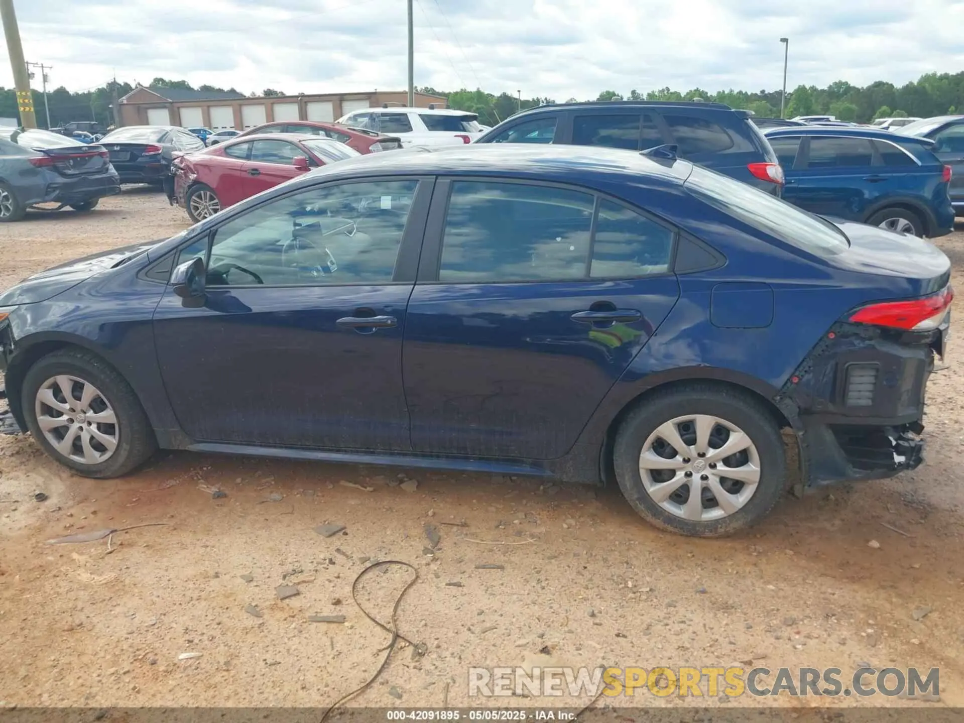 14 fotografías del automóvil dañado 5YFEPMAE8NP321767 TOYOTA COROLLA 2022