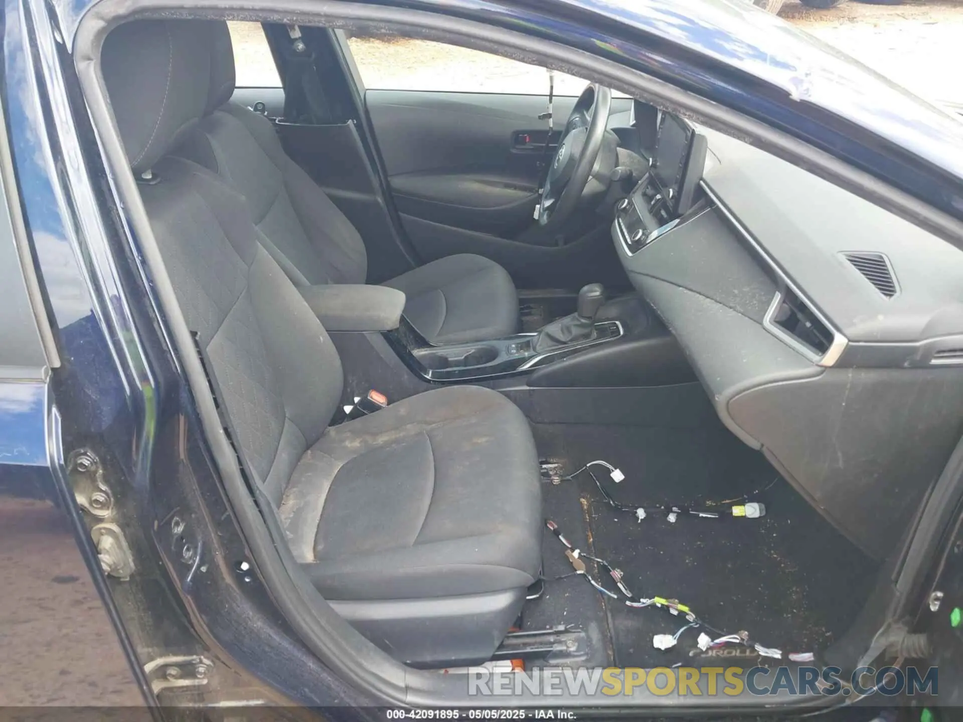 5 fotografías del automóvil dañado 5YFEPMAE8NP321767 TOYOTA COROLLA 2022