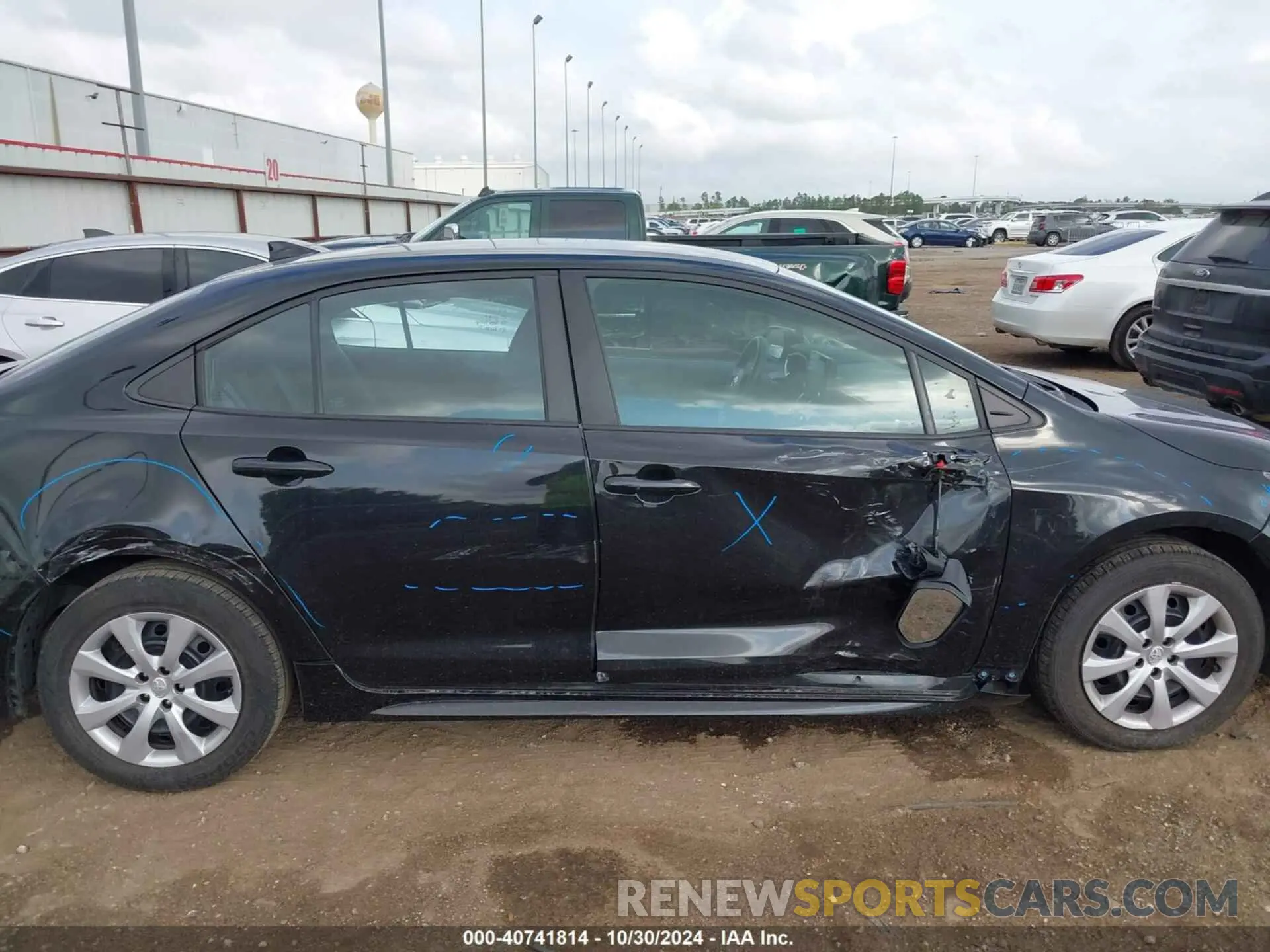 13 fotografías del automóvil dañado 5YFEPMAE8NP324927 TOYOTA COROLLA 2022