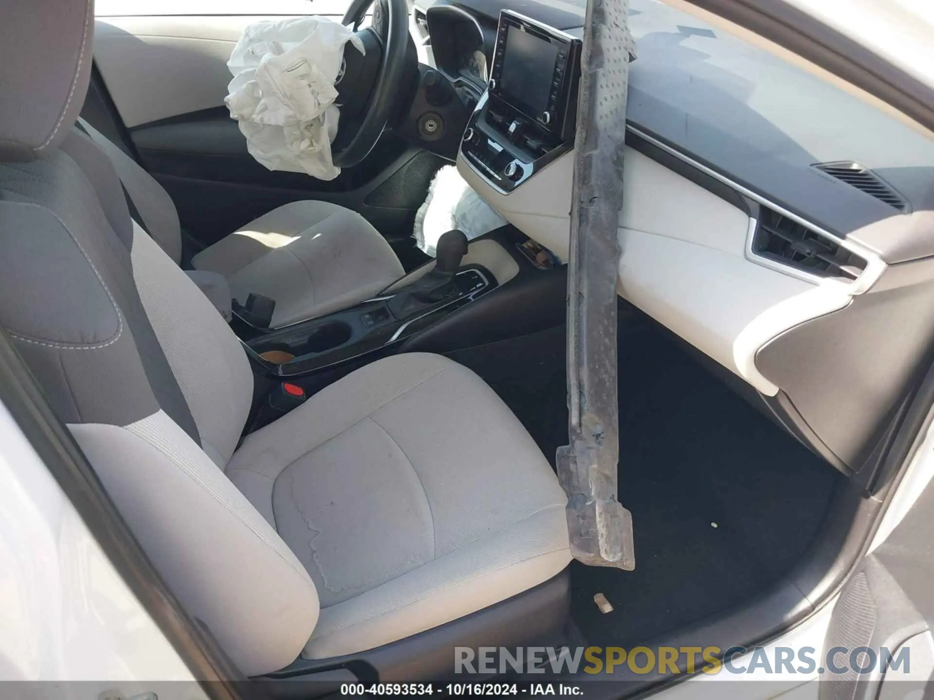 5 fotografías del automóvil dañado 5YFEPMAE8NP327875 TOYOTA COROLLA 2022