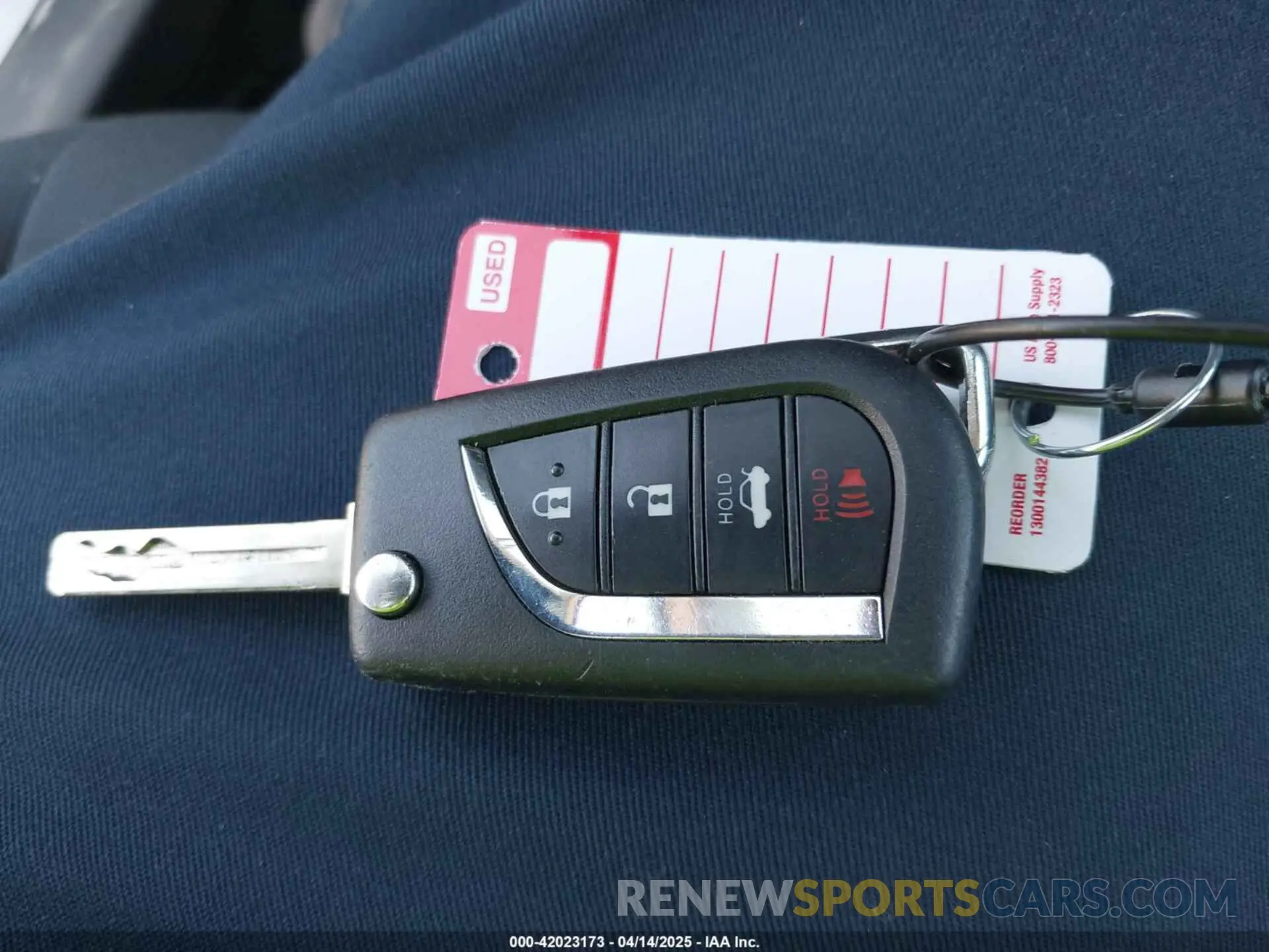 11 fotografías del automóvil dañado 5YFEPMAE8NP329299 TOYOTA COROLLA 2022