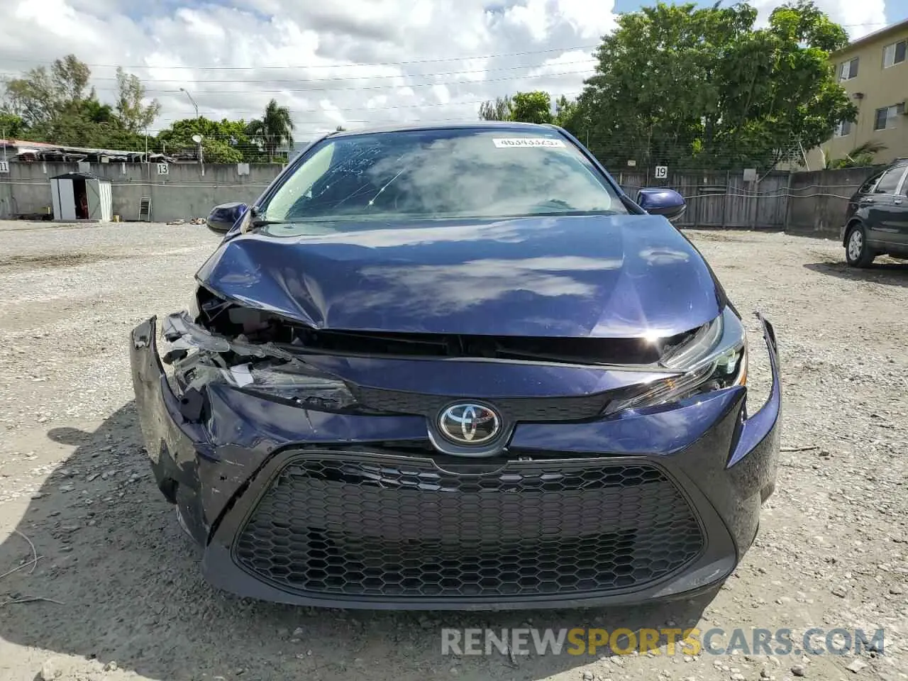 5 fotografías del automóvil dañado 5YFEPMAE8NP330291 TOYOTA COROLLA 2022