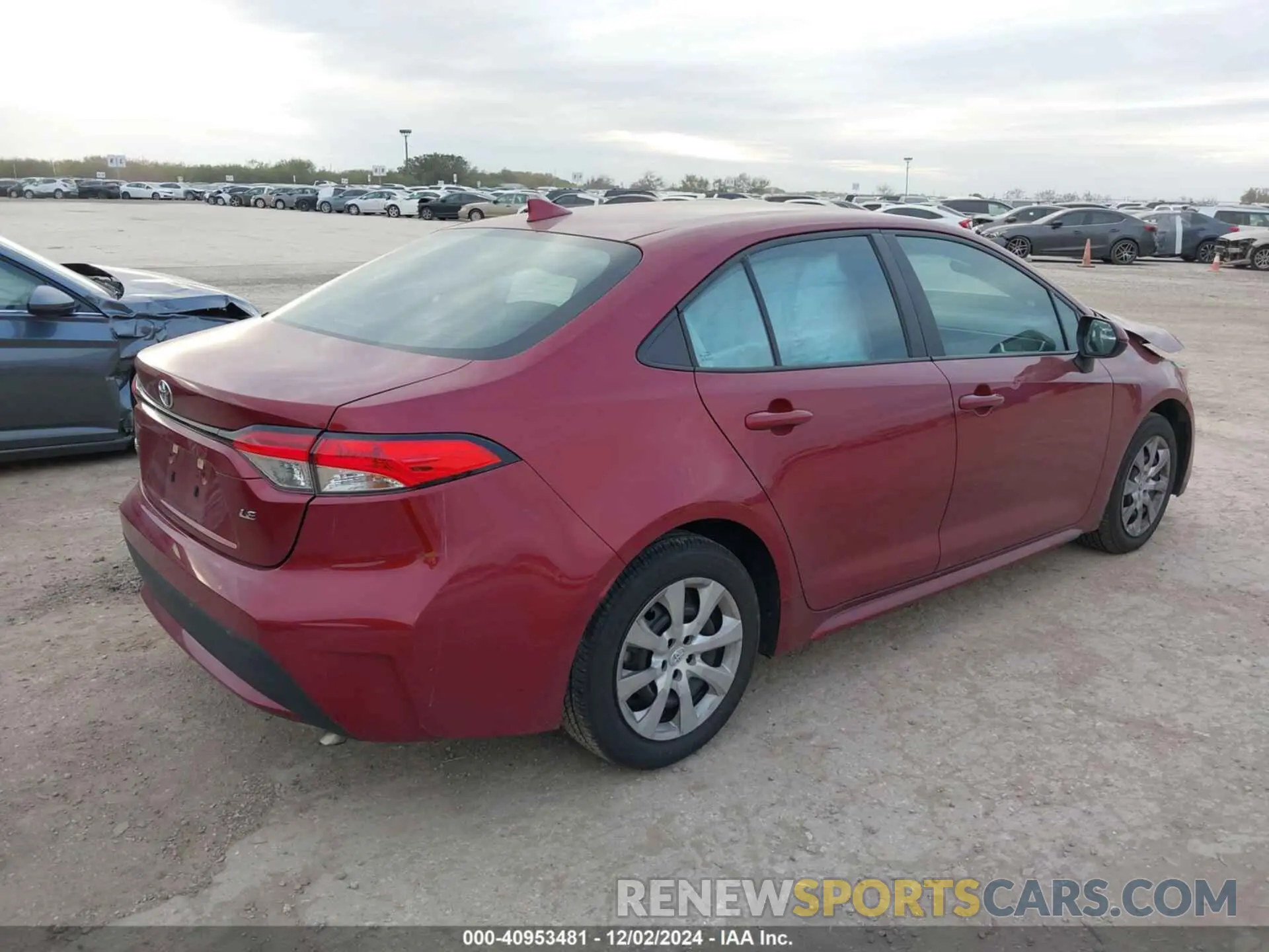 4 fotografías del automóvil dañado 5YFEPMAE8NP333109 TOYOTA COROLLA 2022