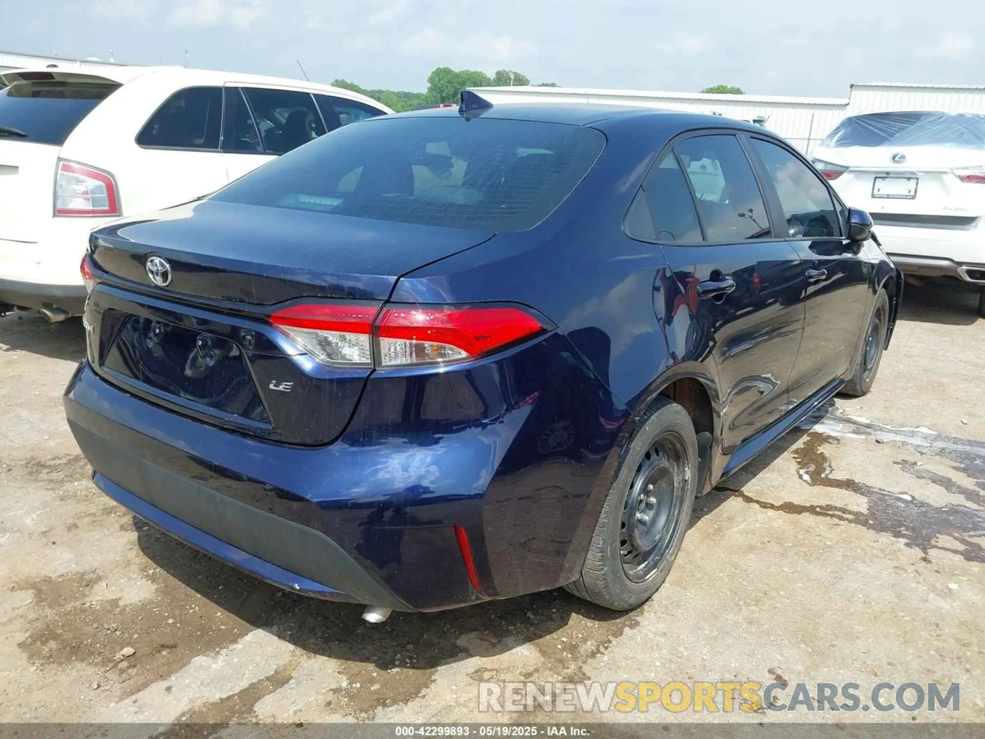 4 fotografías del automóvil dañado 5YFEPMAE8NP338262 TOYOTA COROLLA 2022