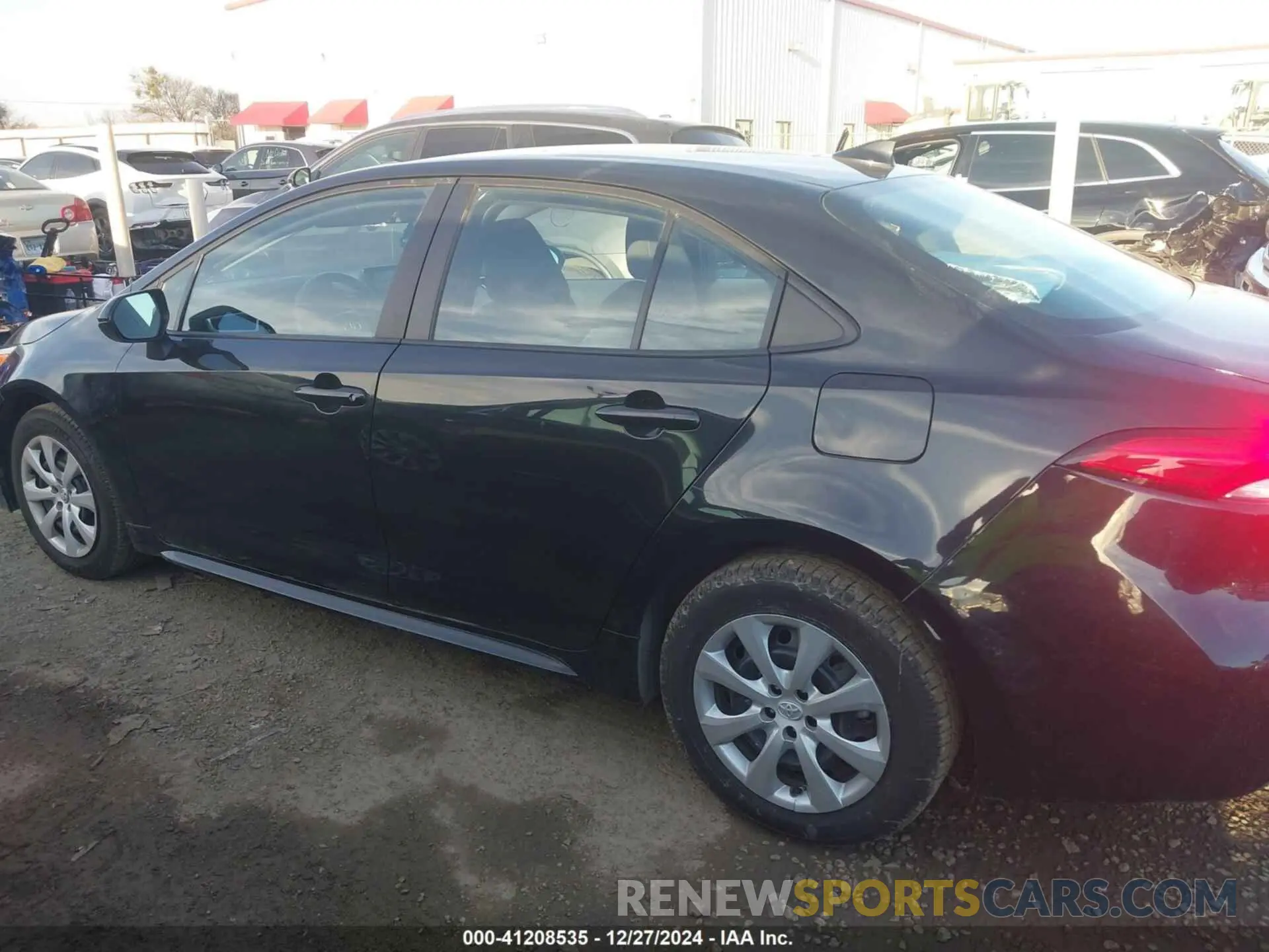 14 fotografías del automóvil dañado 5YFEPMAE8NP339752 TOYOTA COROLLA 2022