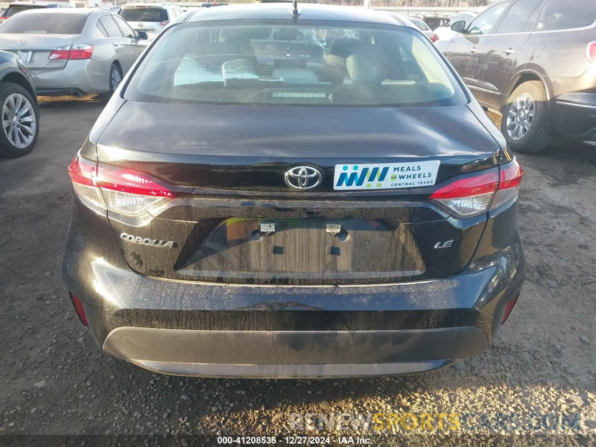 16 fotografías del automóvil dañado 5YFEPMAE8NP339752 TOYOTA COROLLA 2022