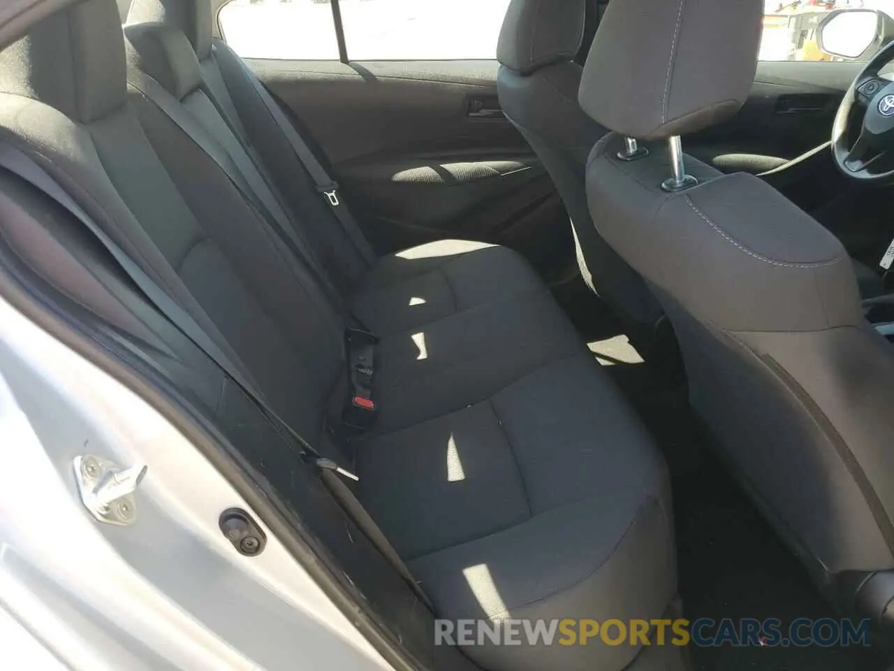 10 fotografías del automóvil dañado 5YFEPMAE8NP341808 TOYOTA COROLLA 2022