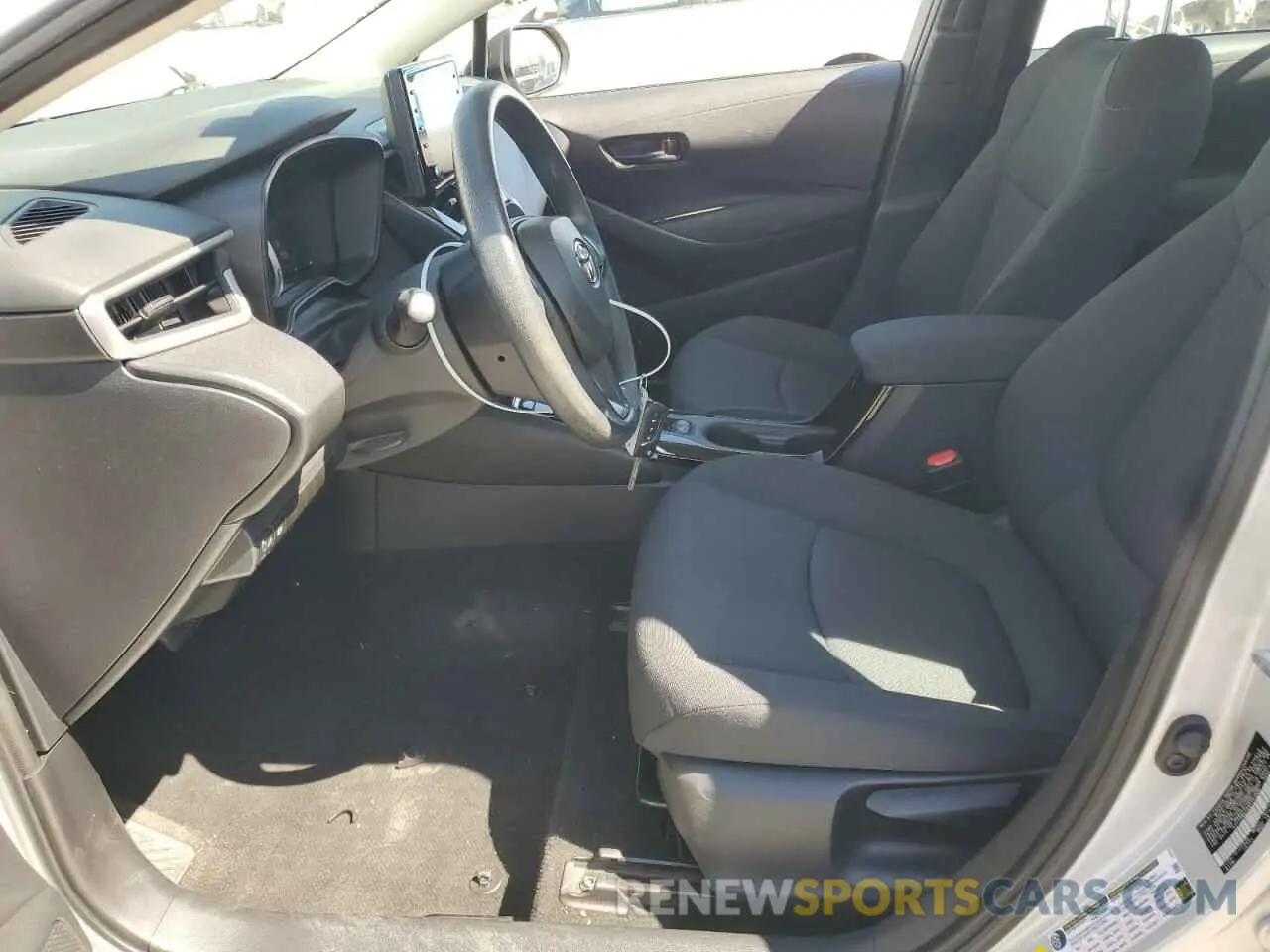 7 fotografías del automóvil dañado 5YFEPMAE8NP341808 TOYOTA COROLLA 2022