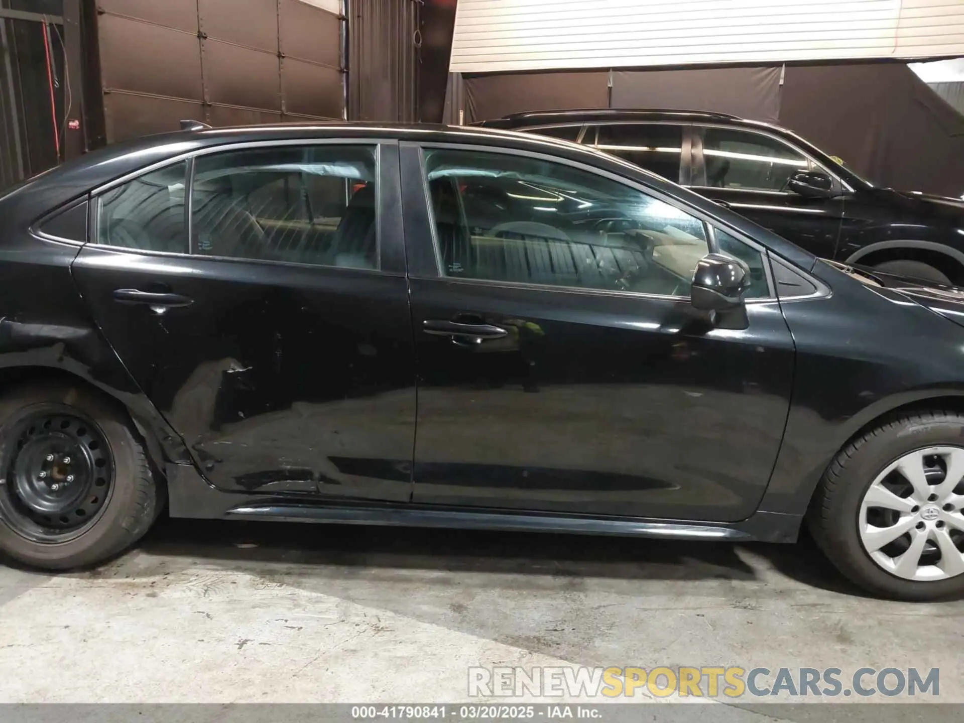 13 fotografías del automóvil dañado 5YFEPMAE8NP341856 TOYOTA COROLLA 2022