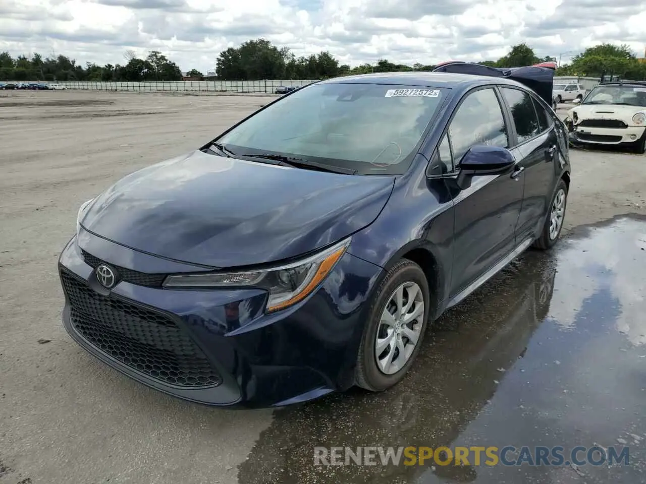 2 fotografías del automóvil dañado 5YFEPMAE8NP344353 TOYOTA COROLLA 2022