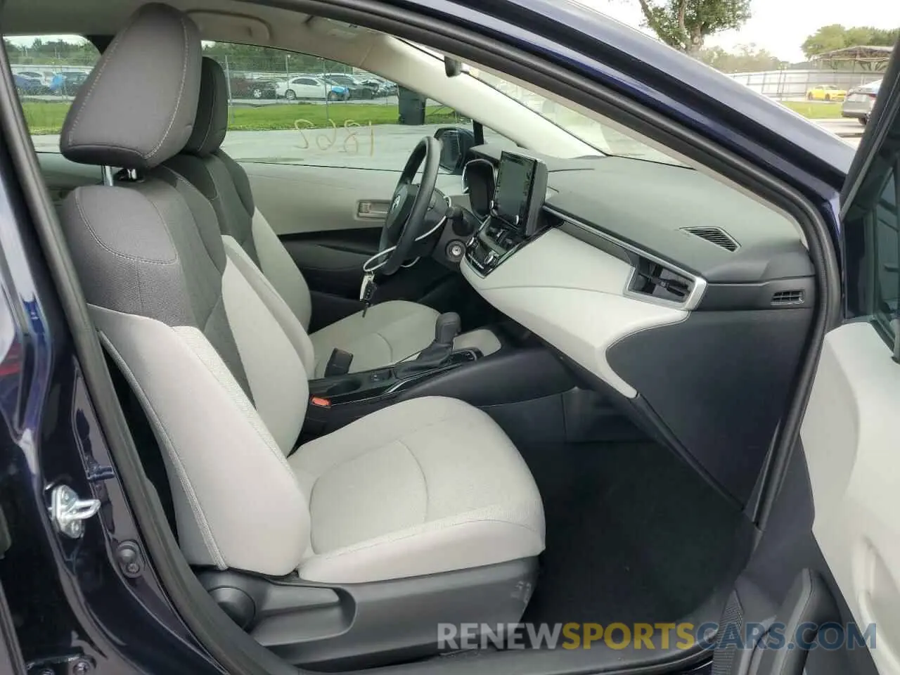 5 fotografías del automóvil dañado 5YFEPMAE8NP344353 TOYOTA COROLLA 2022