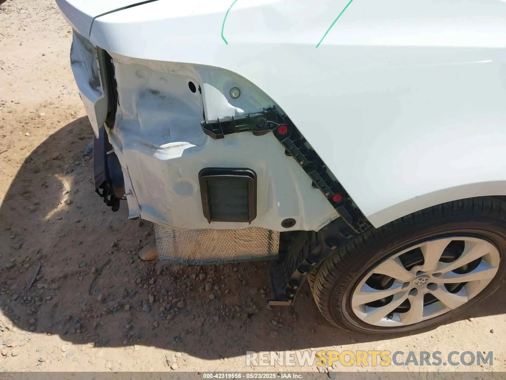 18 fotografías del automóvil dañado 5YFEPMAE8NP355840 TOYOTA COROLLA 2022