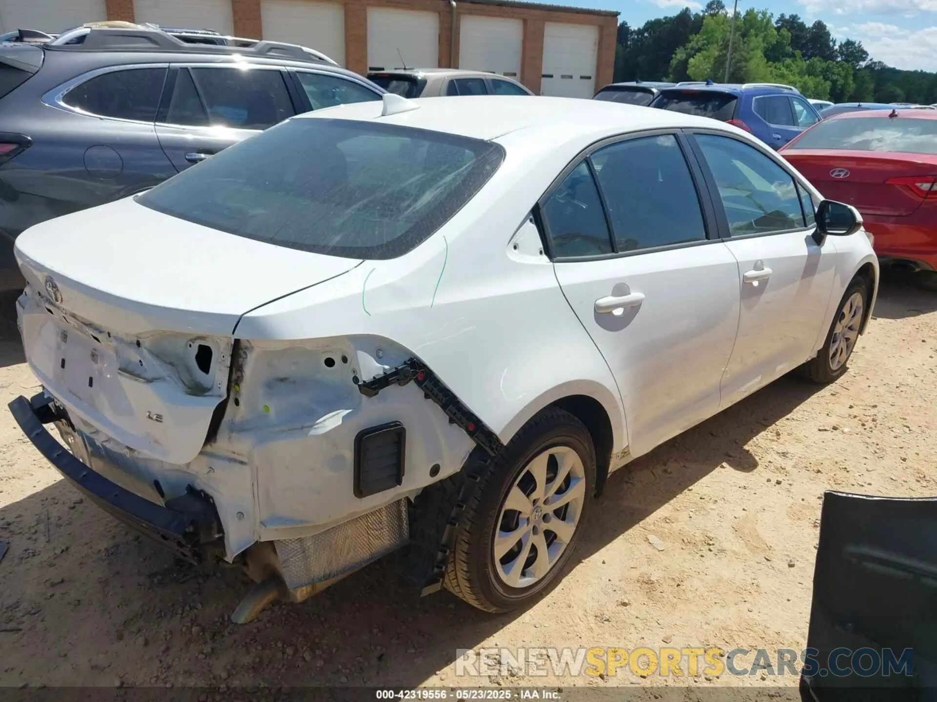4 fotografías del automóvil dañado 5YFEPMAE8NP355840 TOYOTA COROLLA 2022
