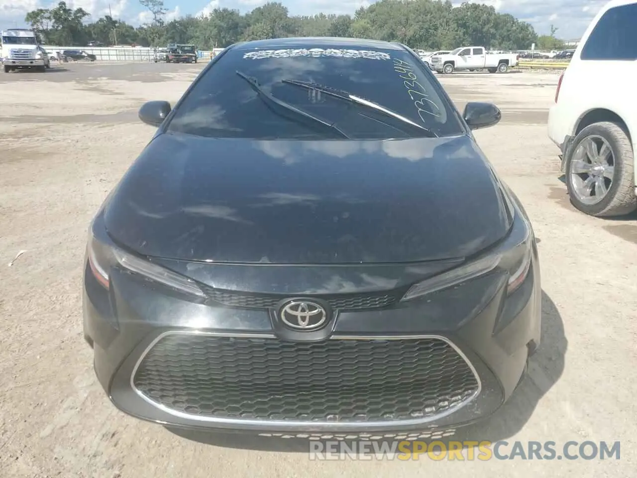5 fotografías del automóvil dañado 5YFEPMAE8NP356986 TOYOTA COROLLA 2022