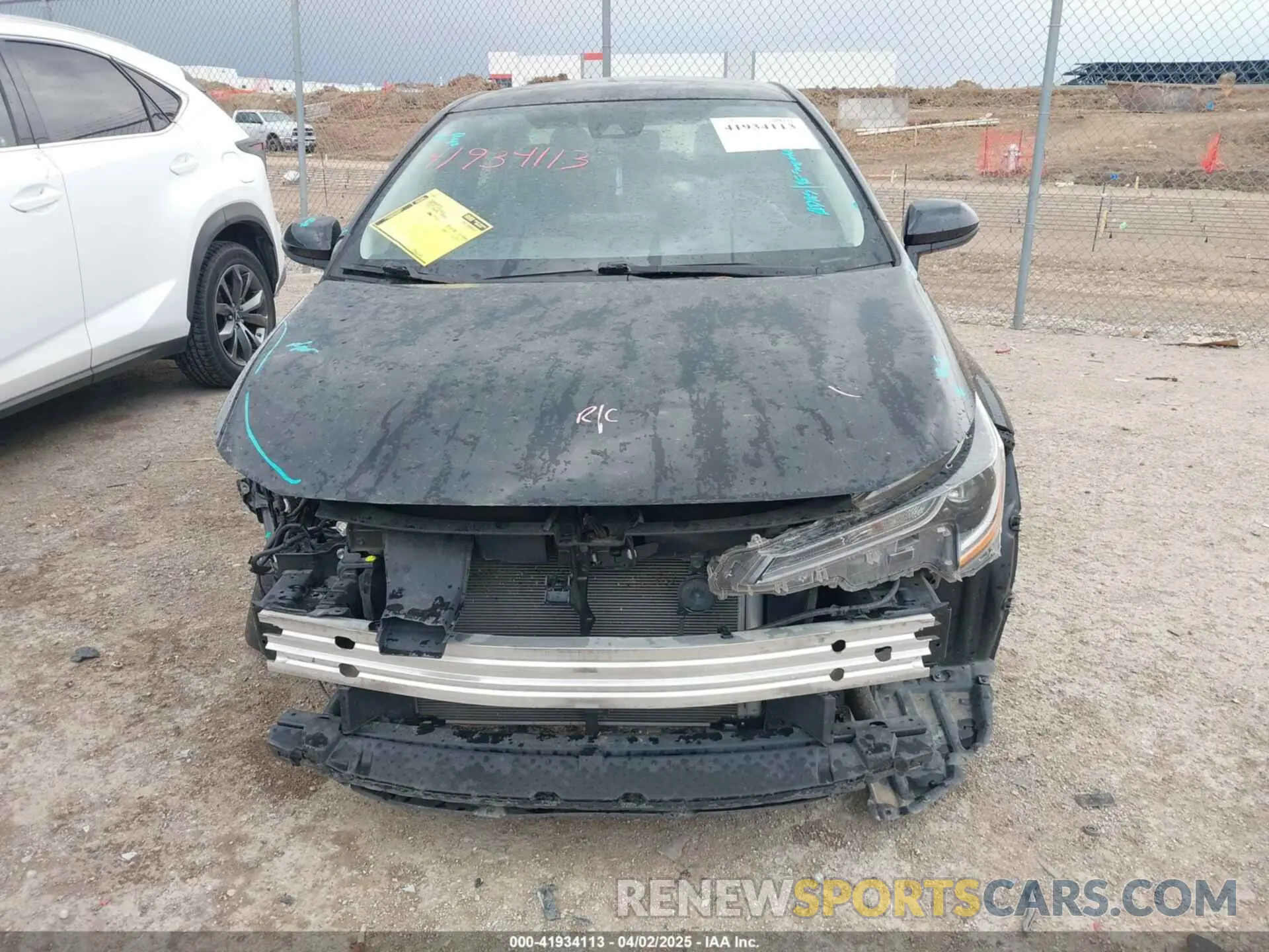 12 fotografías del automóvil dañado 5YFEPMAE8NP358012 TOYOTA COROLLA 2022