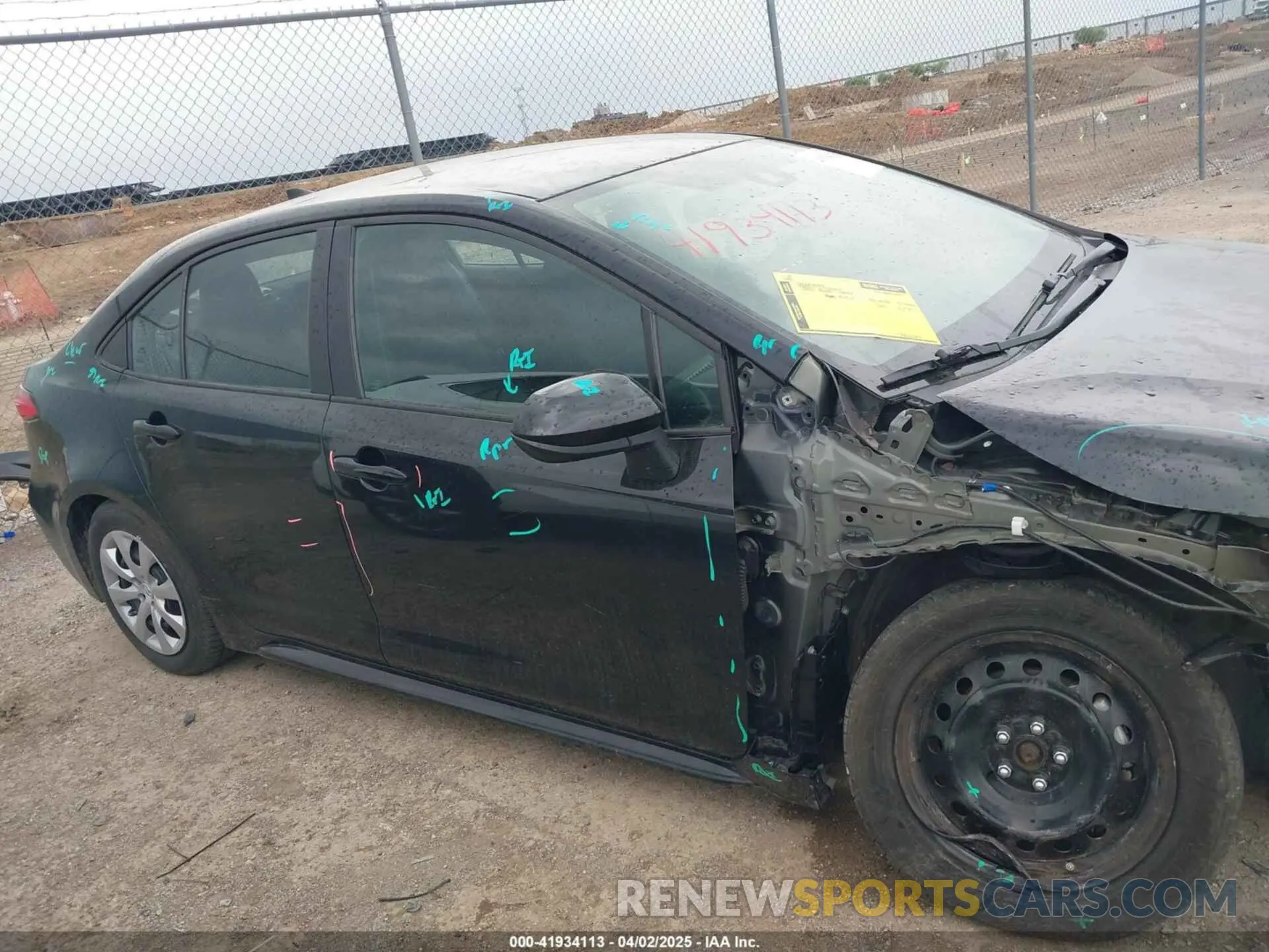 13 fotografías del automóvil dañado 5YFEPMAE8NP358012 TOYOTA COROLLA 2022