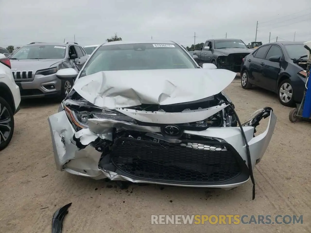 5 fotografías del automóvil dañado 5YFEPMAE8NP363789 TOYOTA COROLLA 2022