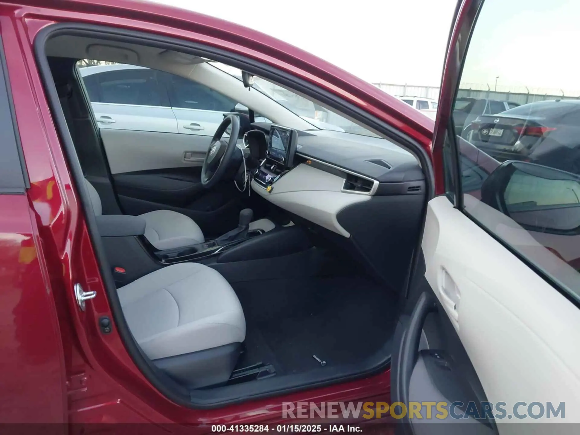 5 fotografías del automóvil dañado 5YFEPMAE8NP392208 TOYOTA COROLLA 2022