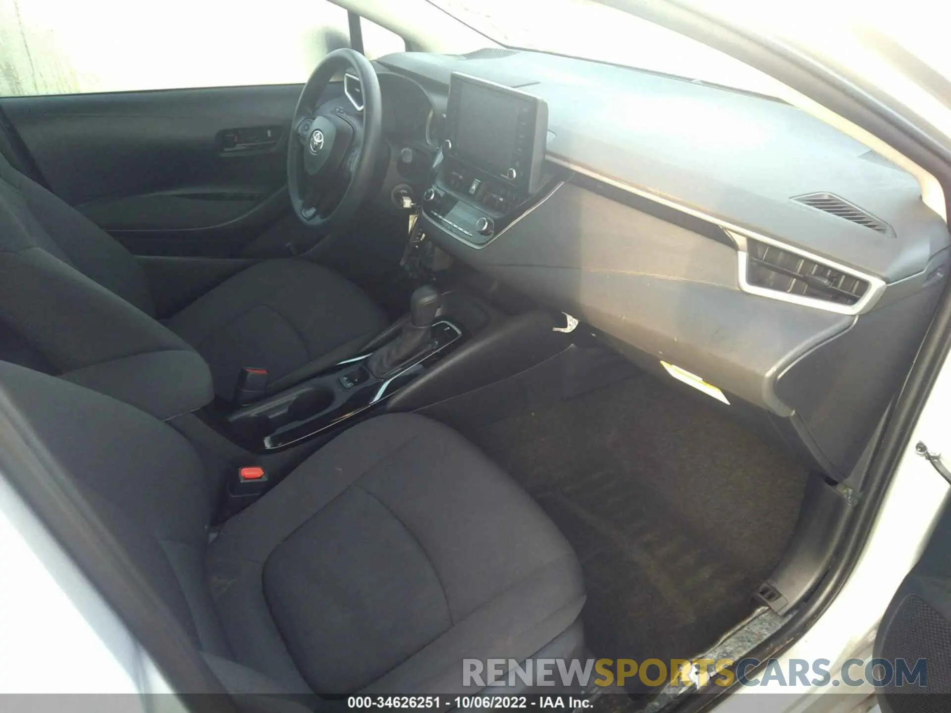5 fotografías del automóvil dañado 5YFEPMAE9NP291601 TOYOTA COROLLA 2022