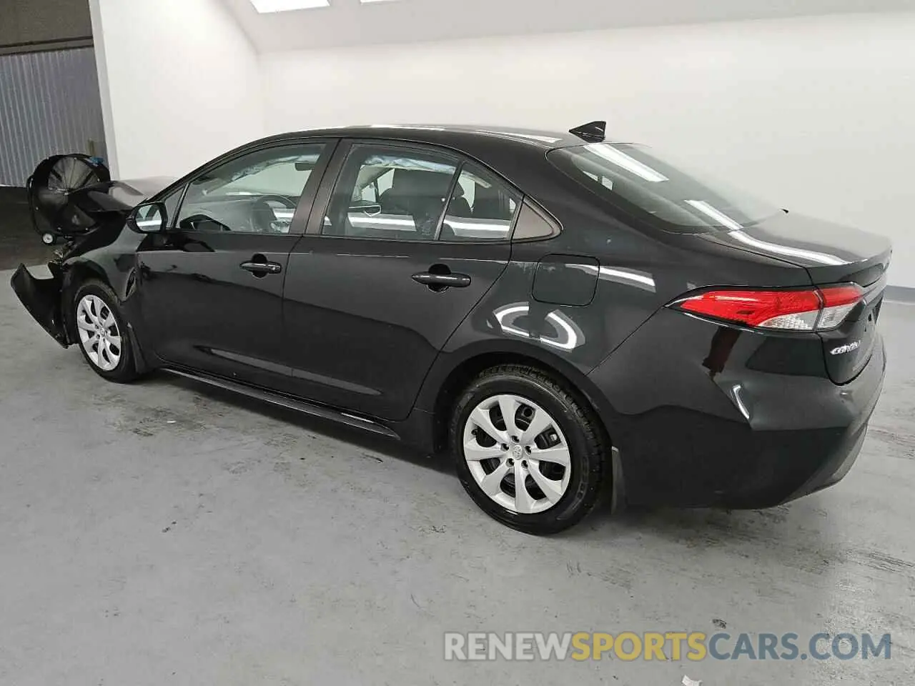 2 fotografías del automóvil dañado 5YFEPMAE9NP297432 TOYOTA COROLLA 2022