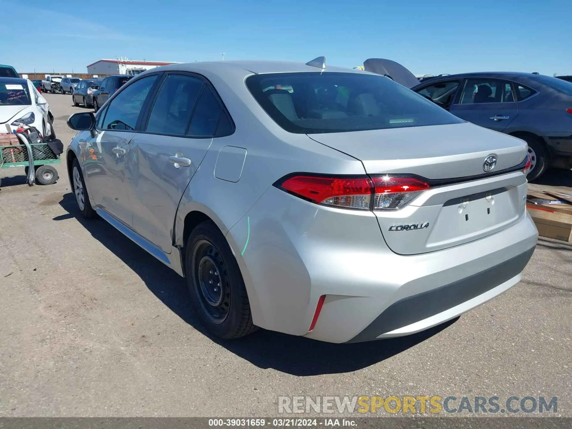 3 fotografías del automóvil dañado 5YFEPMAE9NP317923 TOYOTA COROLLA 2022