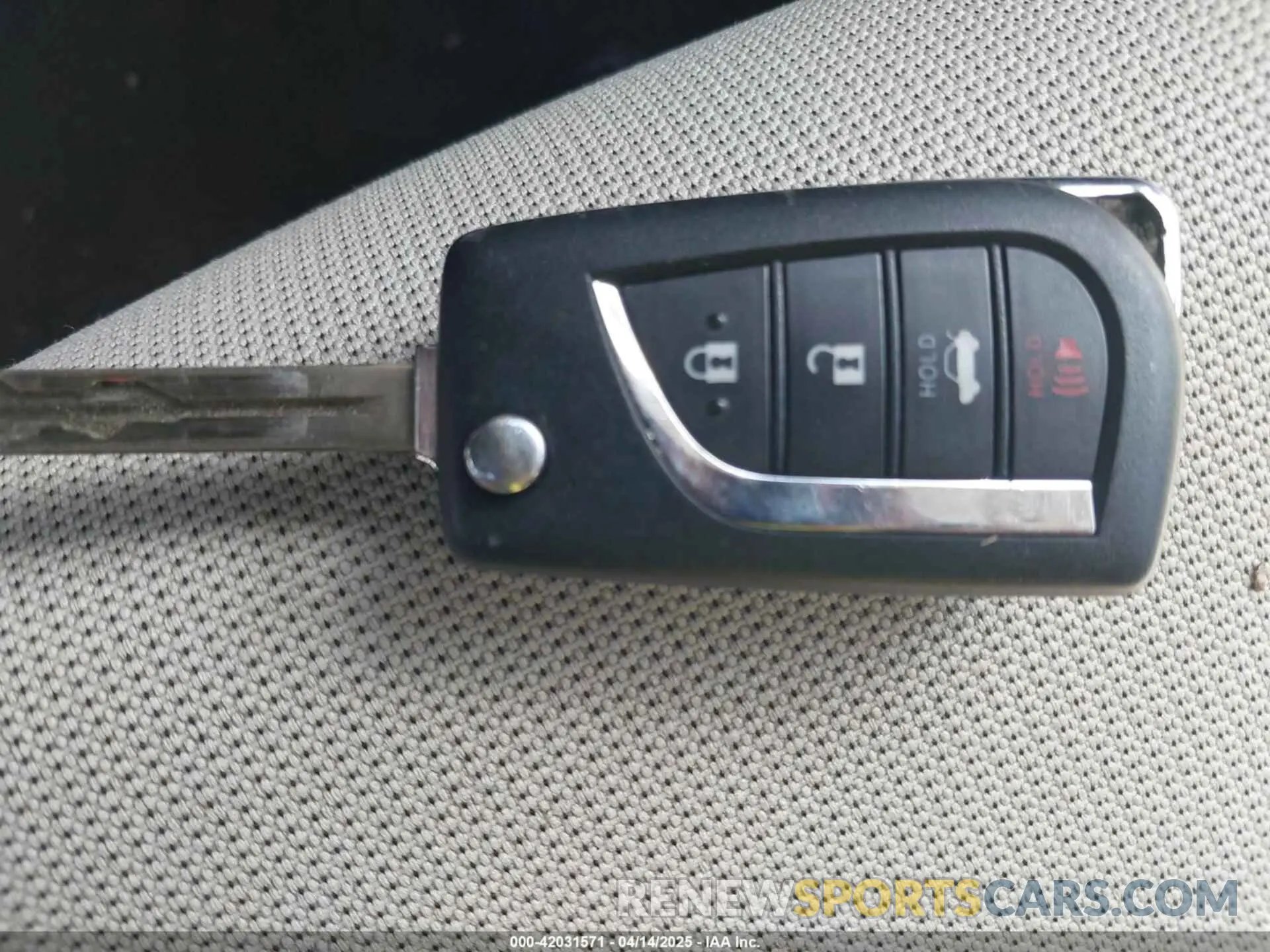 11 fotografías del automóvil dañado 5YFEPMAE9NP322734 TOYOTA COROLLA 2022