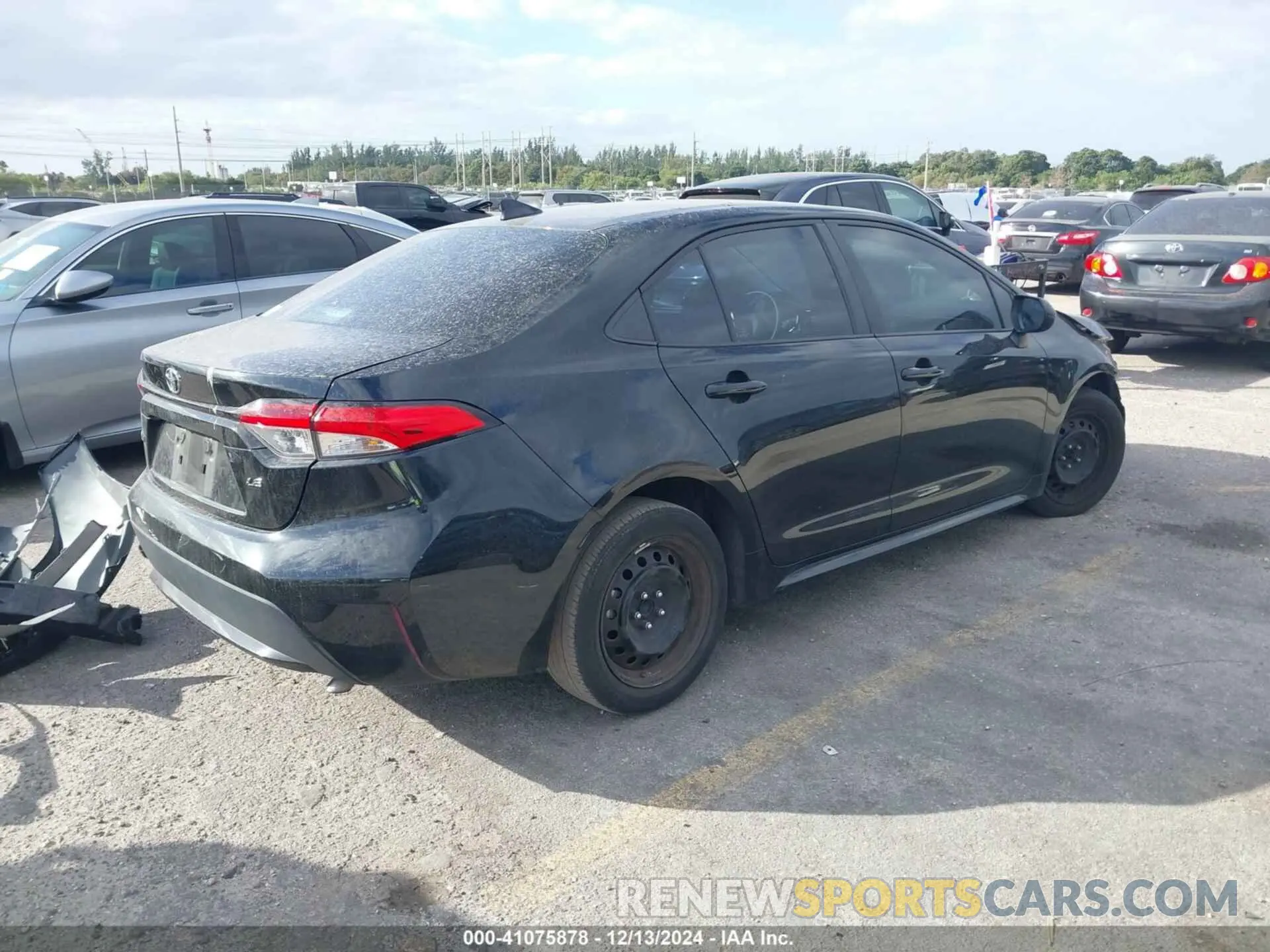 4 fotografías del automóvil dañado 5YFEPMAE9NP334432 TOYOTA COROLLA 2022