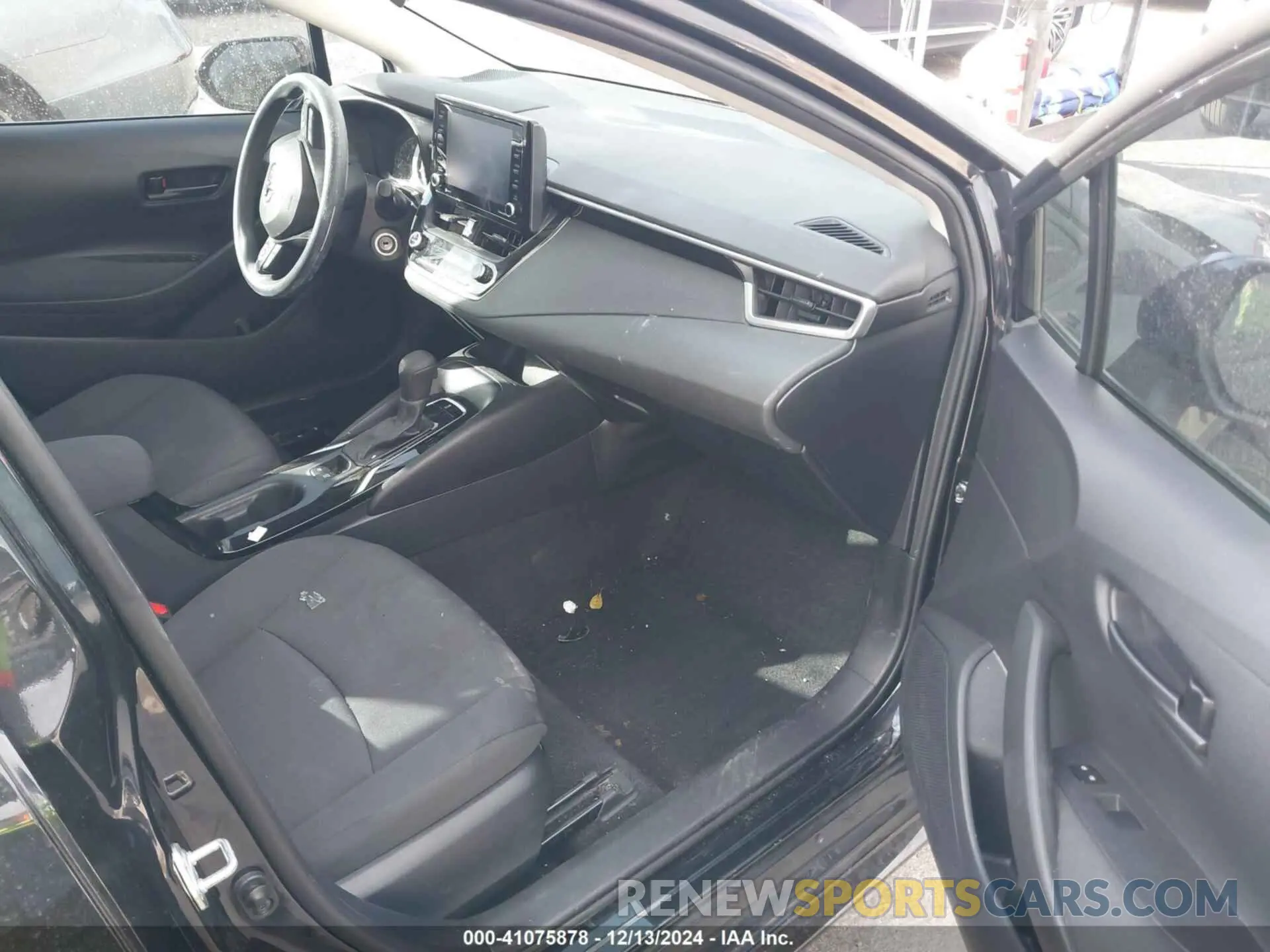 5 fotografías del automóvil dañado 5YFEPMAE9NP334432 TOYOTA COROLLA 2022