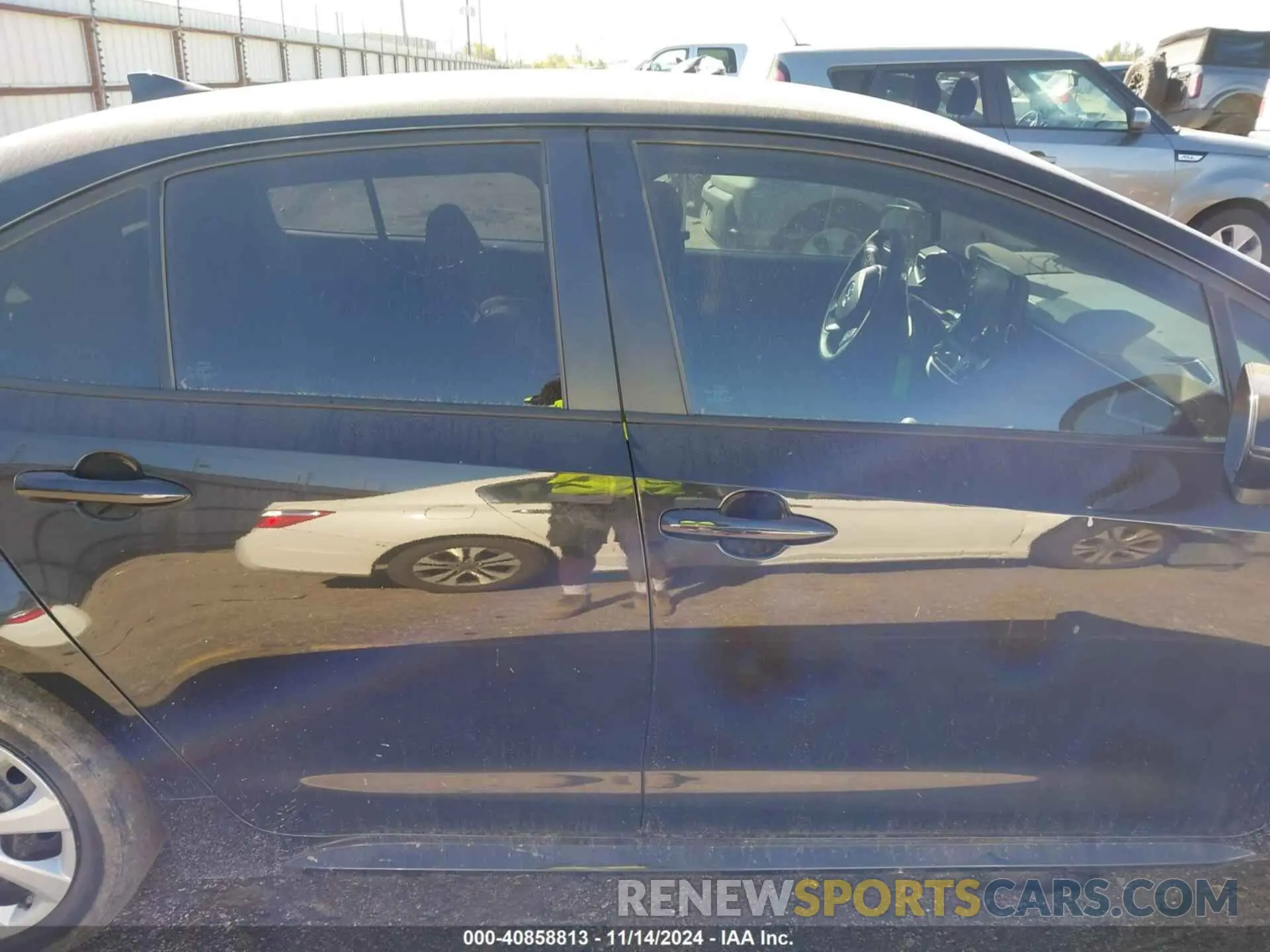 13 fotografías del automóvil dañado 5YFEPMAE9NP335113 TOYOTA COROLLA 2022