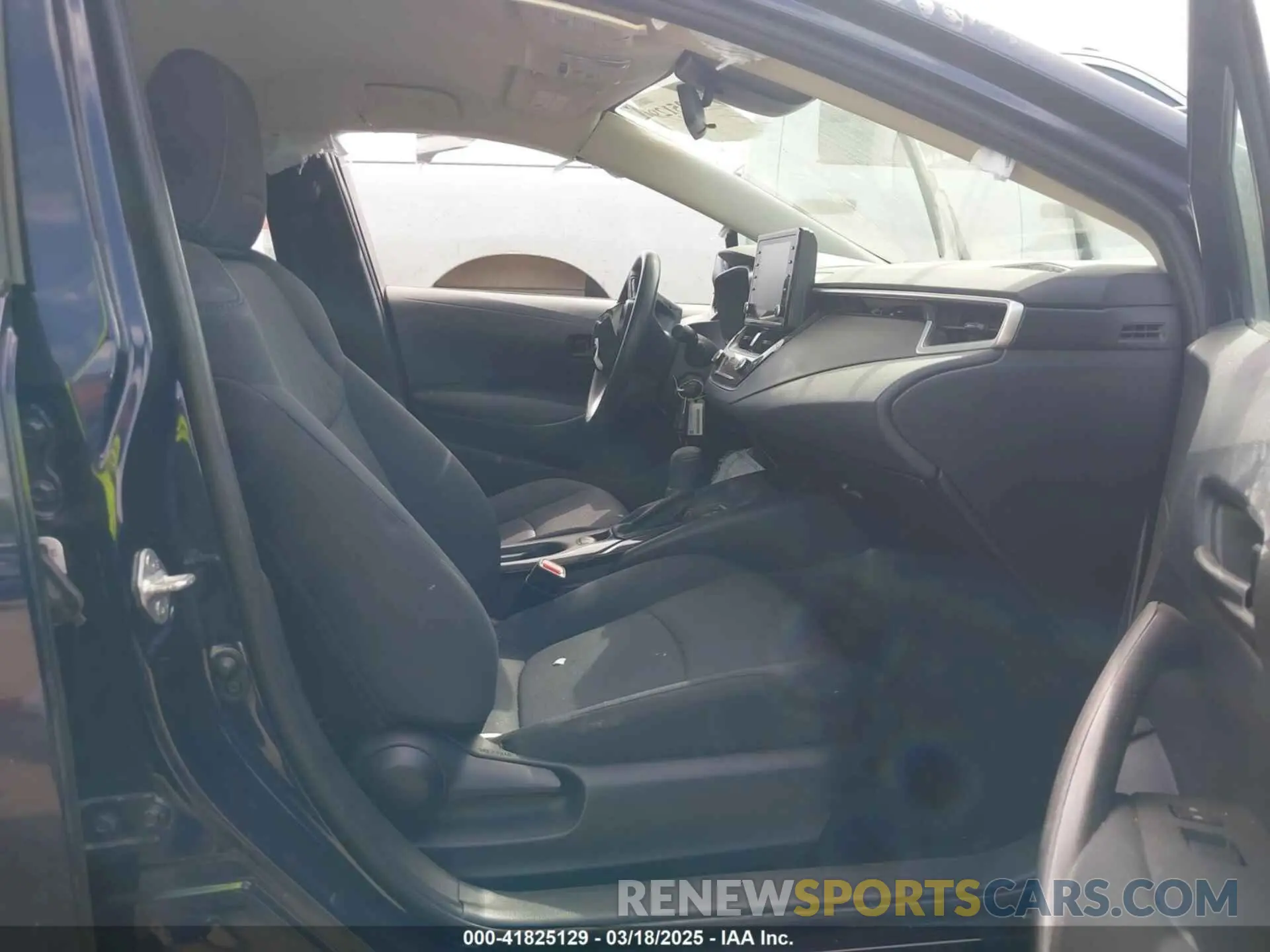 5 fotografías del automóvil dañado 5YFEPMAE9NP337296 TOYOTA COROLLA 2022