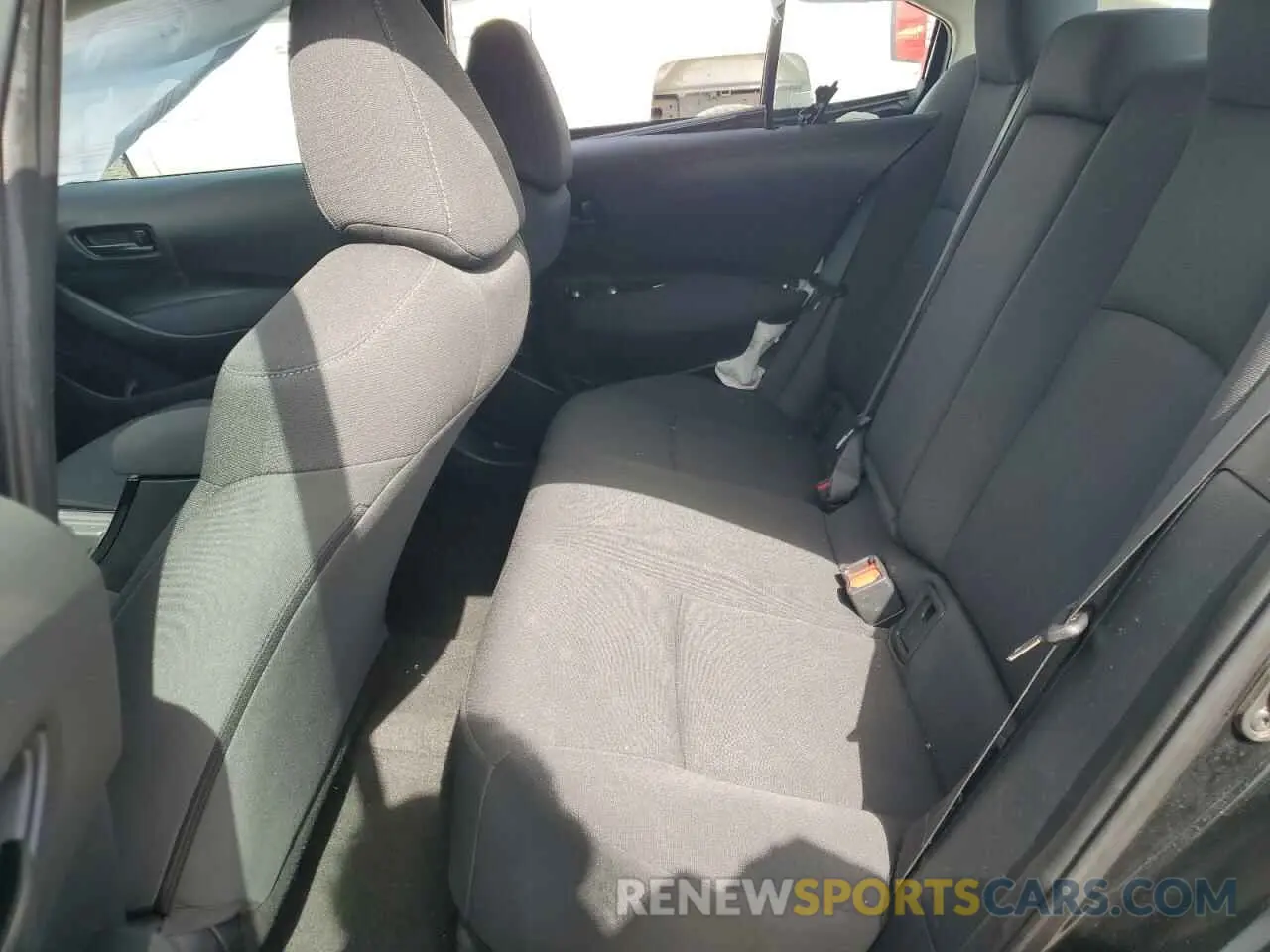 11 fotografías del automóvil dañado 5YFEPMAE9NP342904 TOYOTA COROLLA 2022