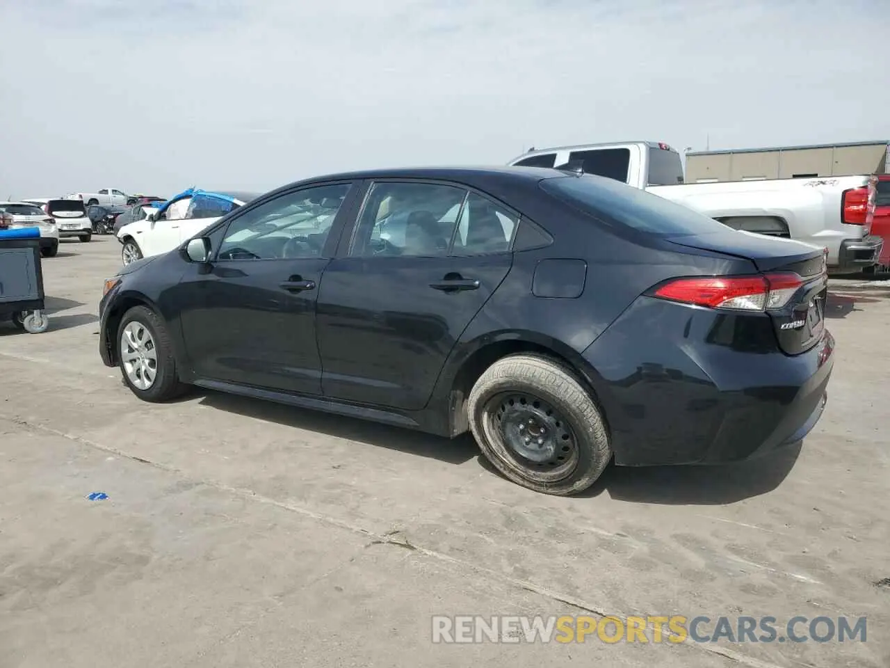 2 fotografías del automóvil dañado 5YFEPMAE9NP342904 TOYOTA COROLLA 2022